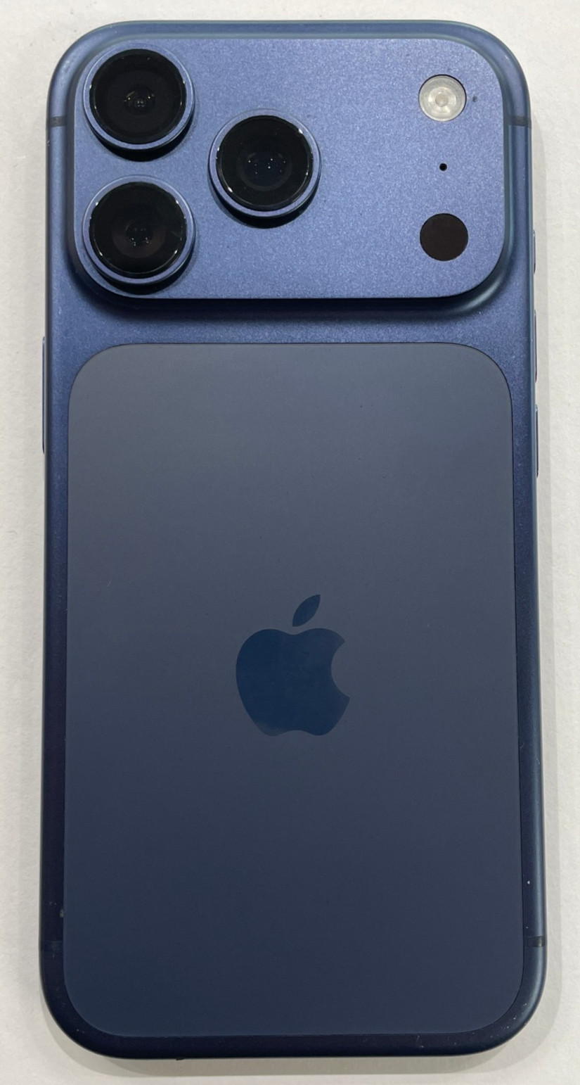 Apple iPhone 17 Pro 256GB Deep Blue MG7M4LL/A AT&T Locked, 100% Battery