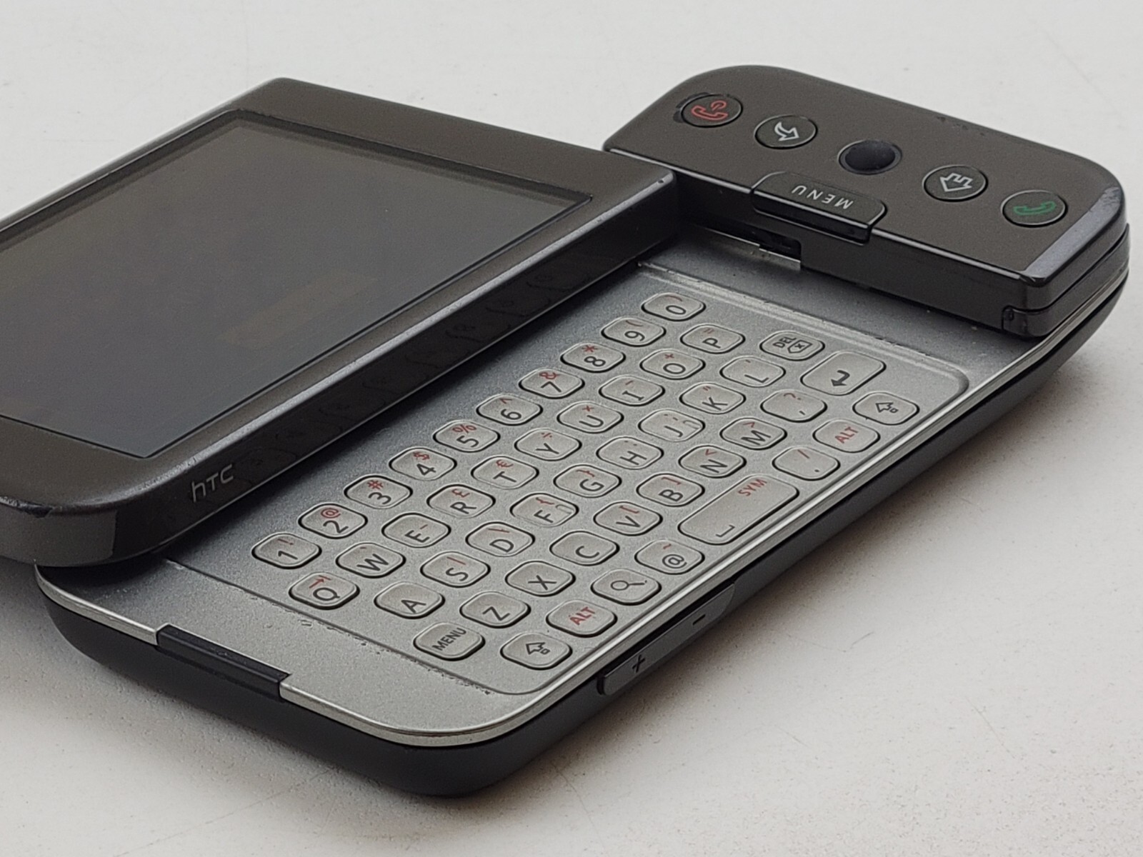 HTC Dream Google G1 (DREA100) 128MB (T-Mobile) Black Android Smartphone – J7193