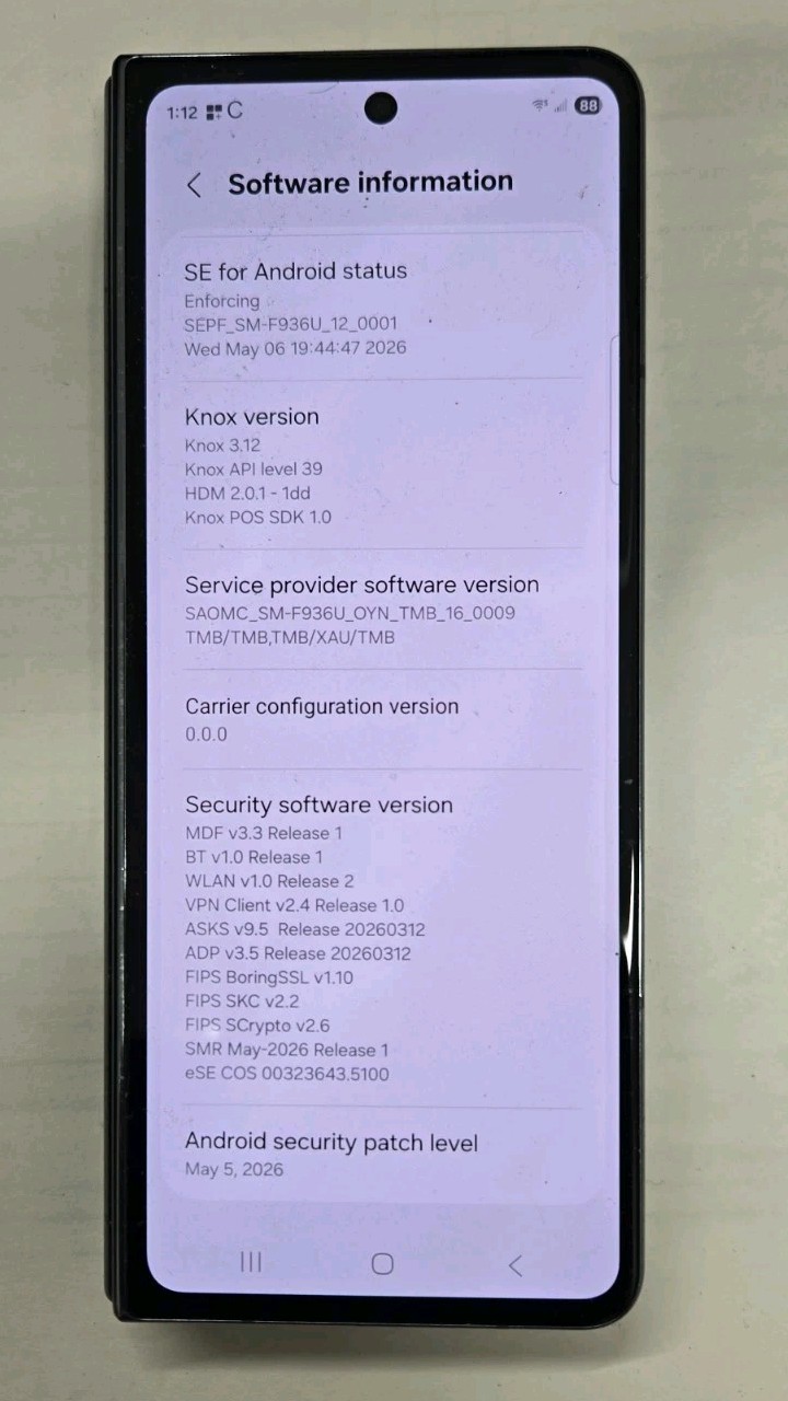 Samsung Galaxy Z Fold4 – SM-F936U 256GB Graygreen (Unlocked) CRACKED BACK *READ*