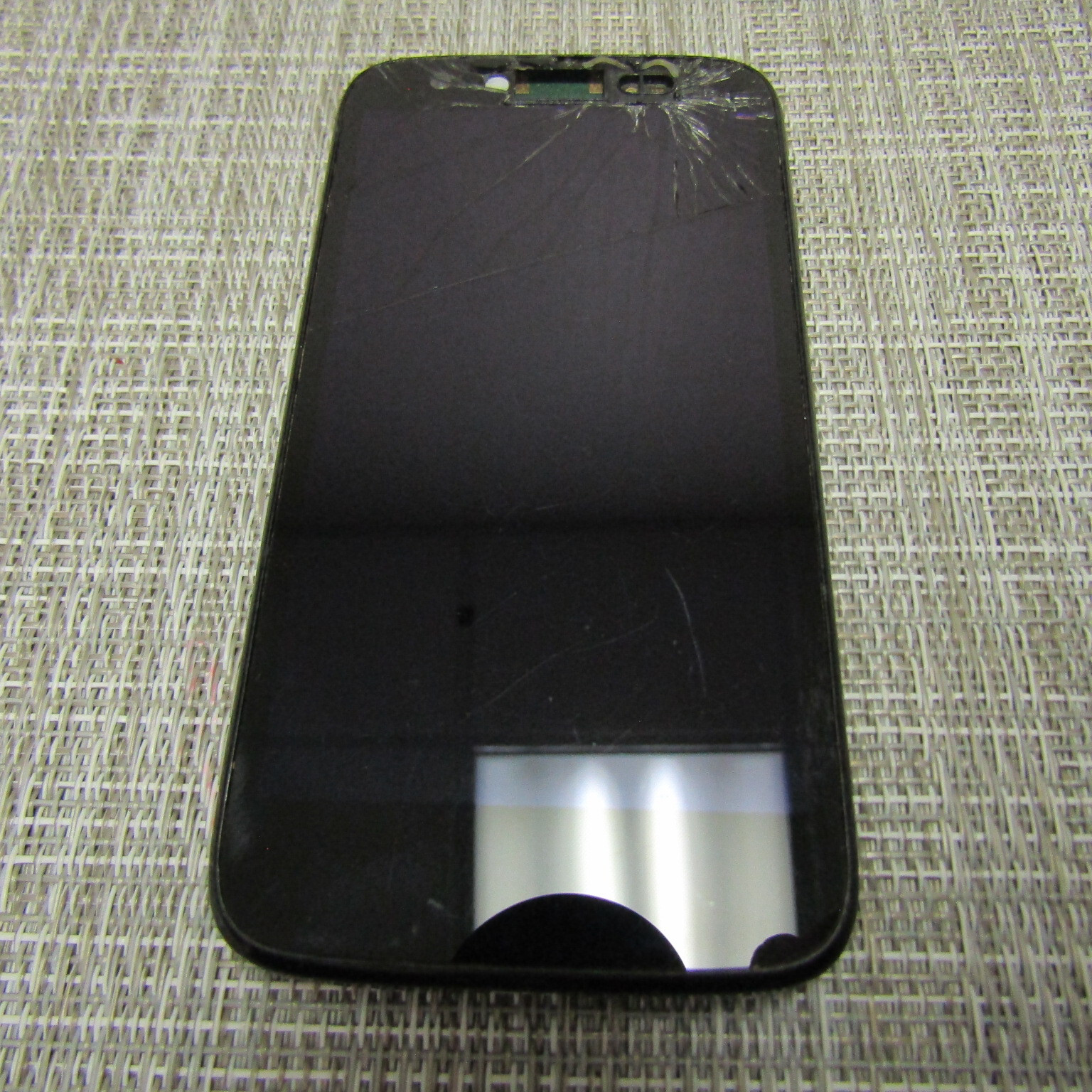 MOTOROLA MOTO G 1ST GEN (UNKNOWN) CLEAN ESN, UNTESTED, PLEASE READ!! 59536