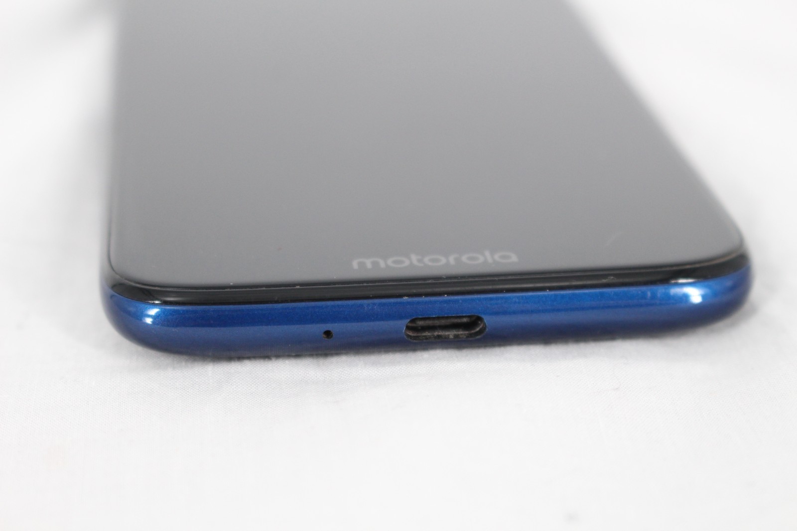 Motorola Moto G7 Play Smartphone Blue Android Not unlocked 32GB Camera Micro-USB