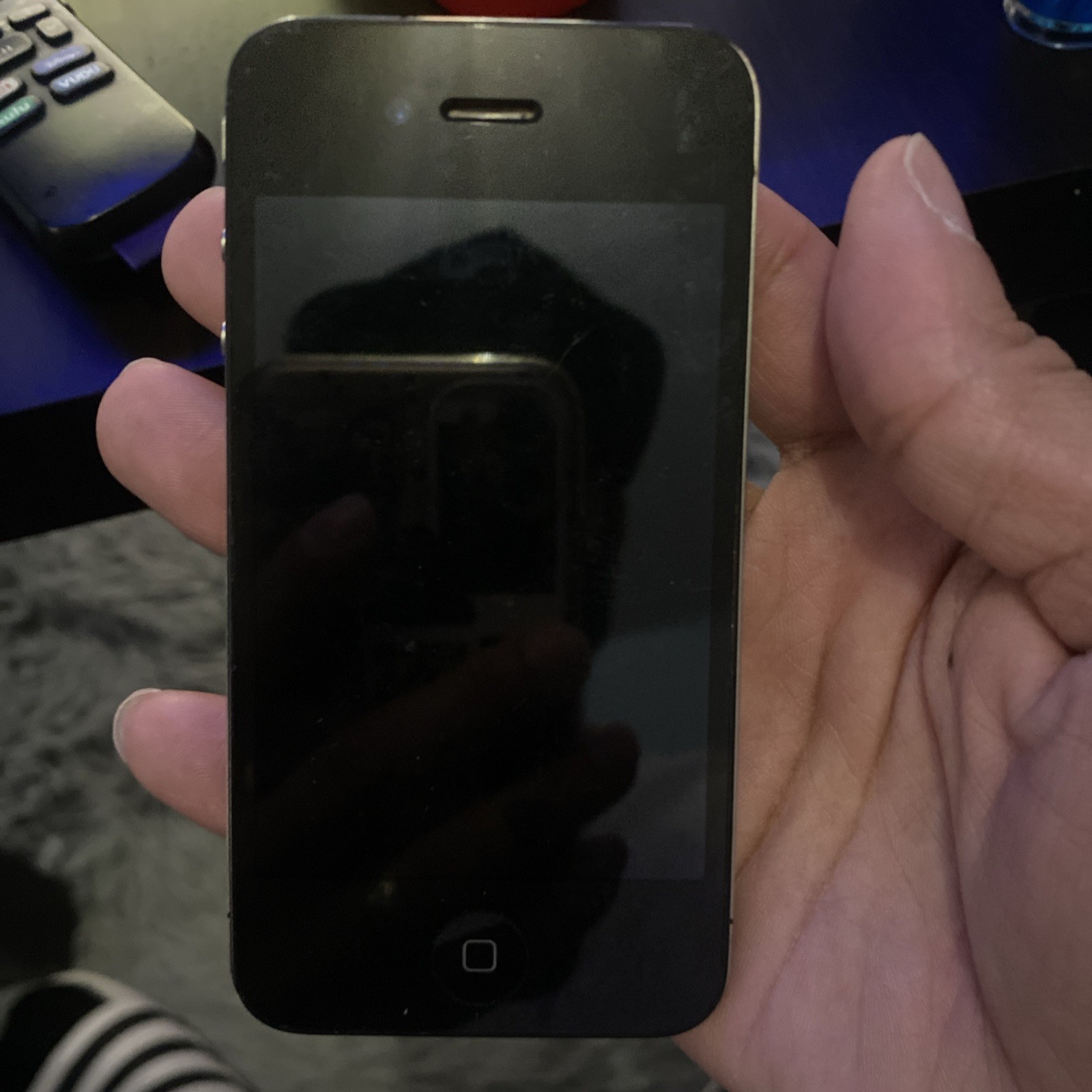 Apple iPhone 4 Model A1332 Emc 3808 16GB, Black, Unlocked