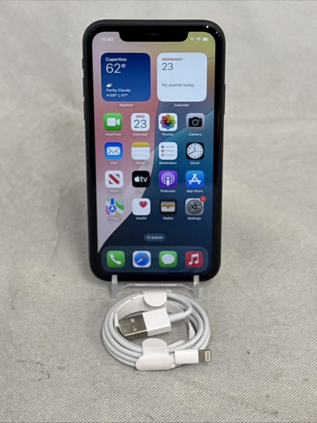 Apple iPhone 11 – 64 GB – Black (Unlocked)