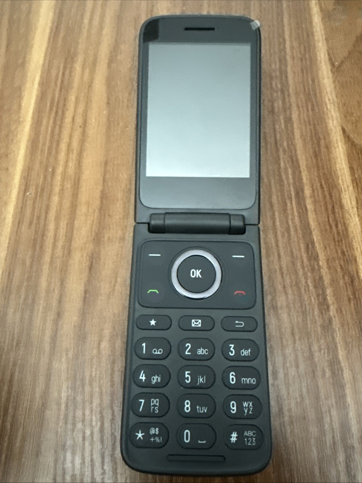 TCL FLIP3 – 16GB – Verizon Flip Phone – Stone Gray (Verizon Prepaid) #49536