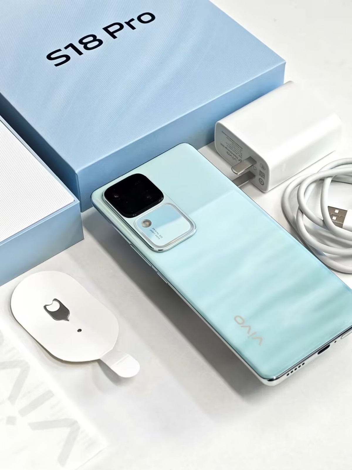 vivo S18 Pro 6.78″ 50MP 256GB 512GB Dimensity 9200+ Android 14 CN version