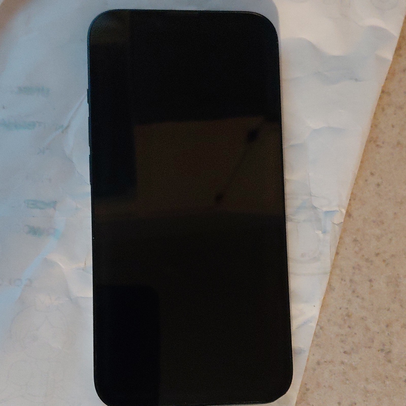 Apple iPhone Black Bar Smartphyone iOS Bluetooth Wi-Fi Lightning NFC