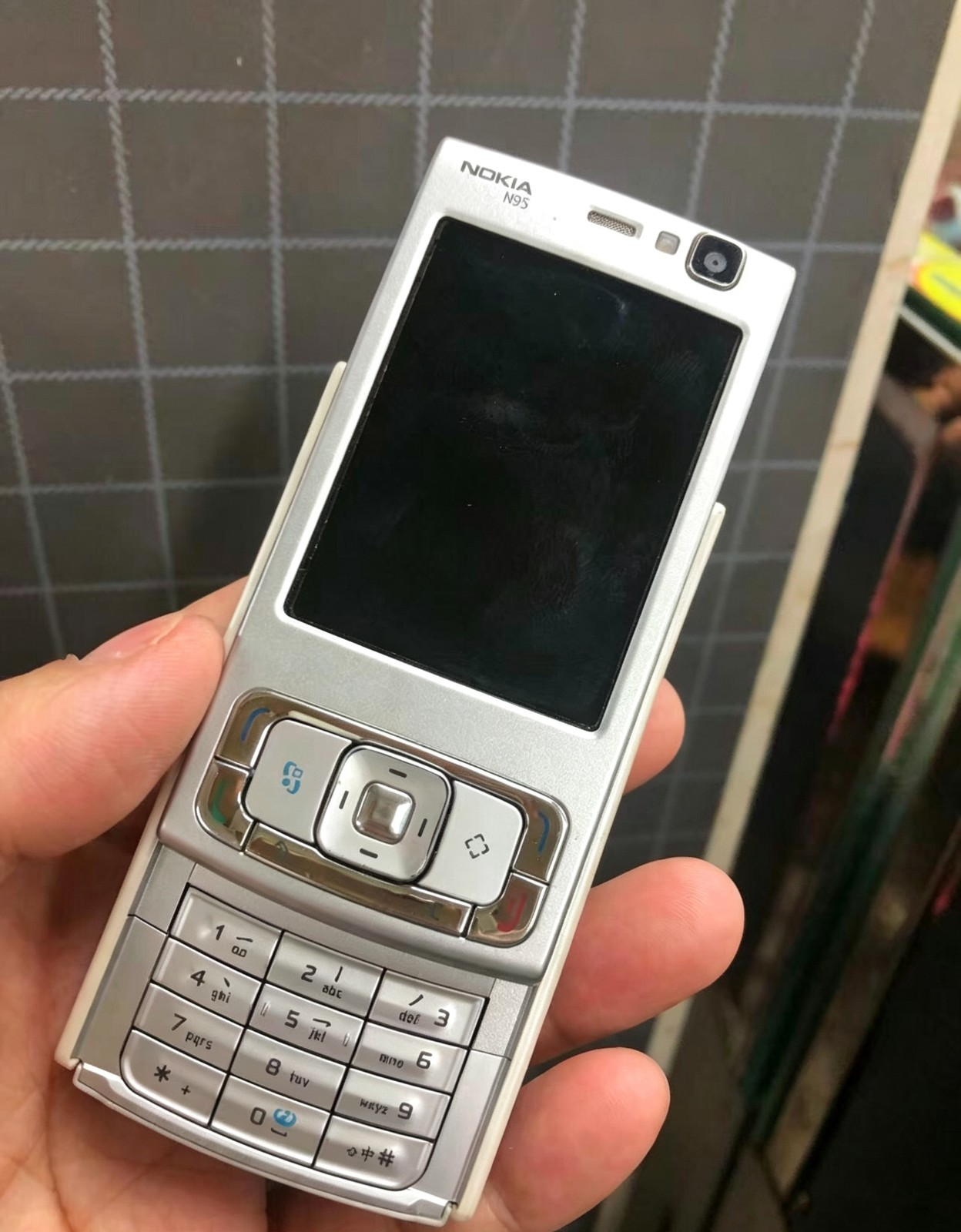 Nokia N Series N95 160M GSM Slider Unlocked With 8GB/16GB MicroSD Classic Phone