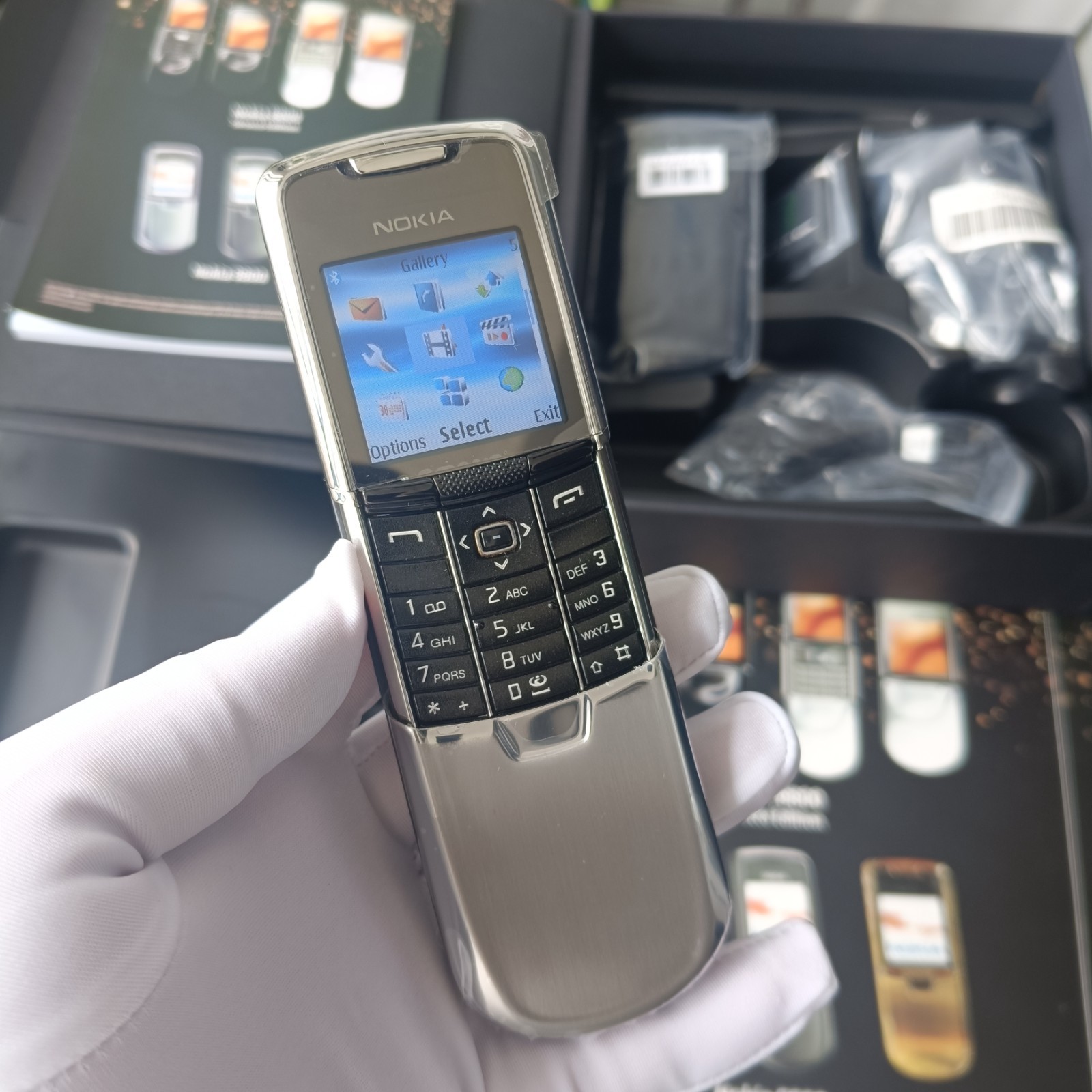 UNLOCKED – GENUINE NOKIA 8800 CLASSIC SILVER 2G GSM MOBILE PHONE Made in Germany