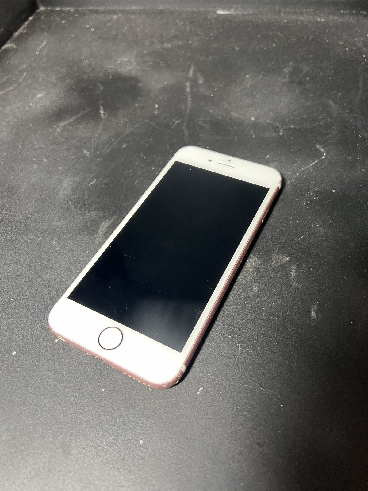 Apple iPhone 6s – 16GB – Rose Gold (Unlocked) A1688 (CDMA + GSM) (Z4)