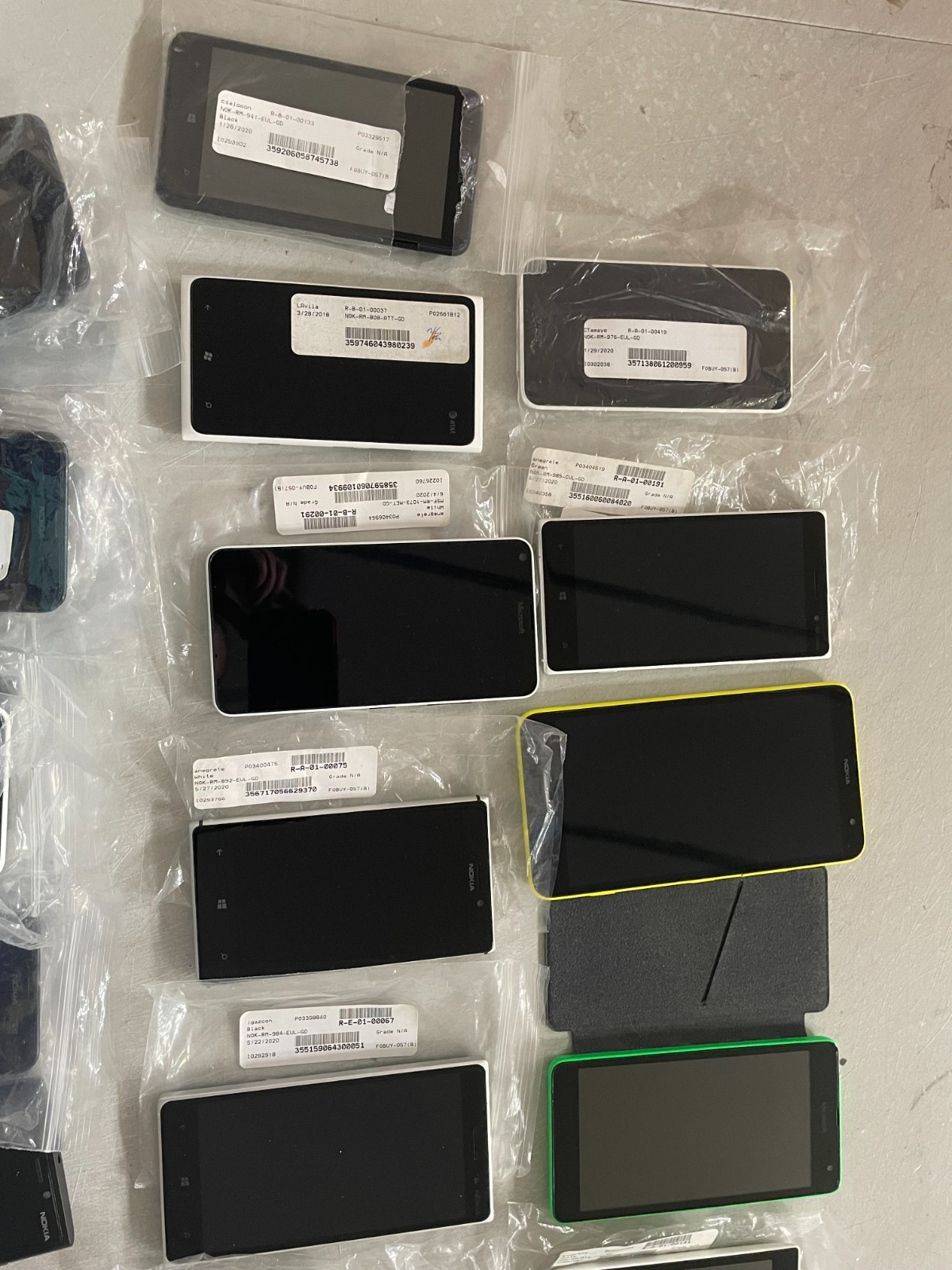 Lot of 37 : Unknown Carrier Nokia /Microsoft More Read description & View pics#