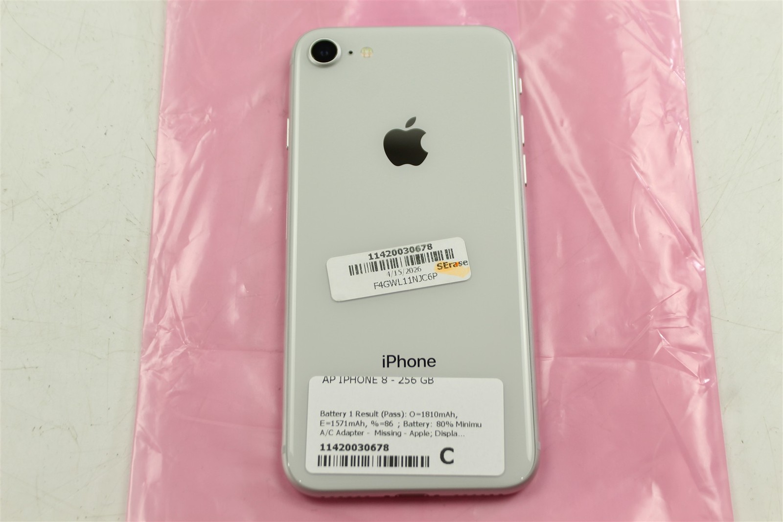 Apple iPhone 8 256GB Silver CDMA + GSM Smartphone A1863