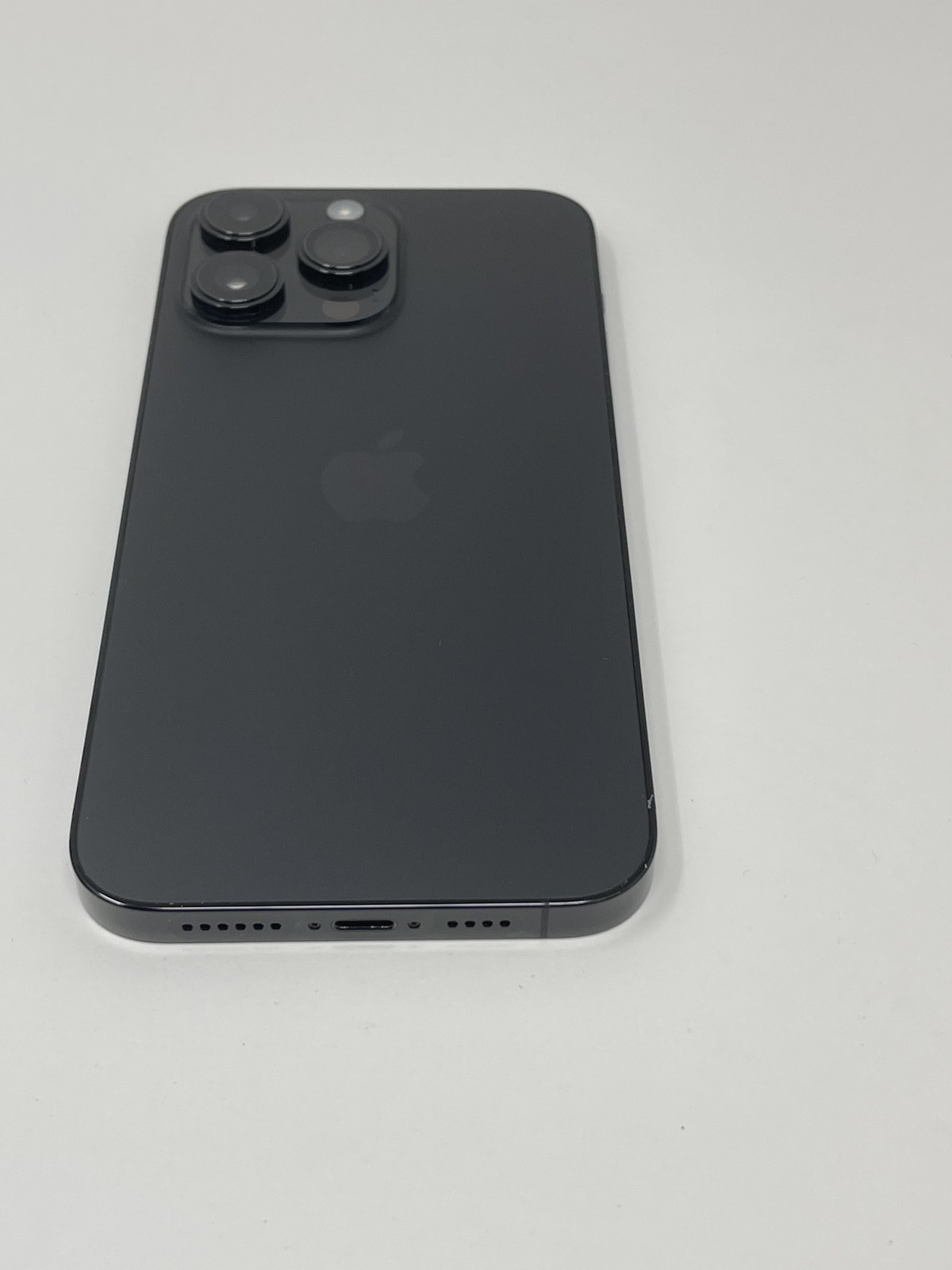 Apple iPhone 14 Pro Max 1TB Unlocked A2651 Space Black MQ923LL/A Used