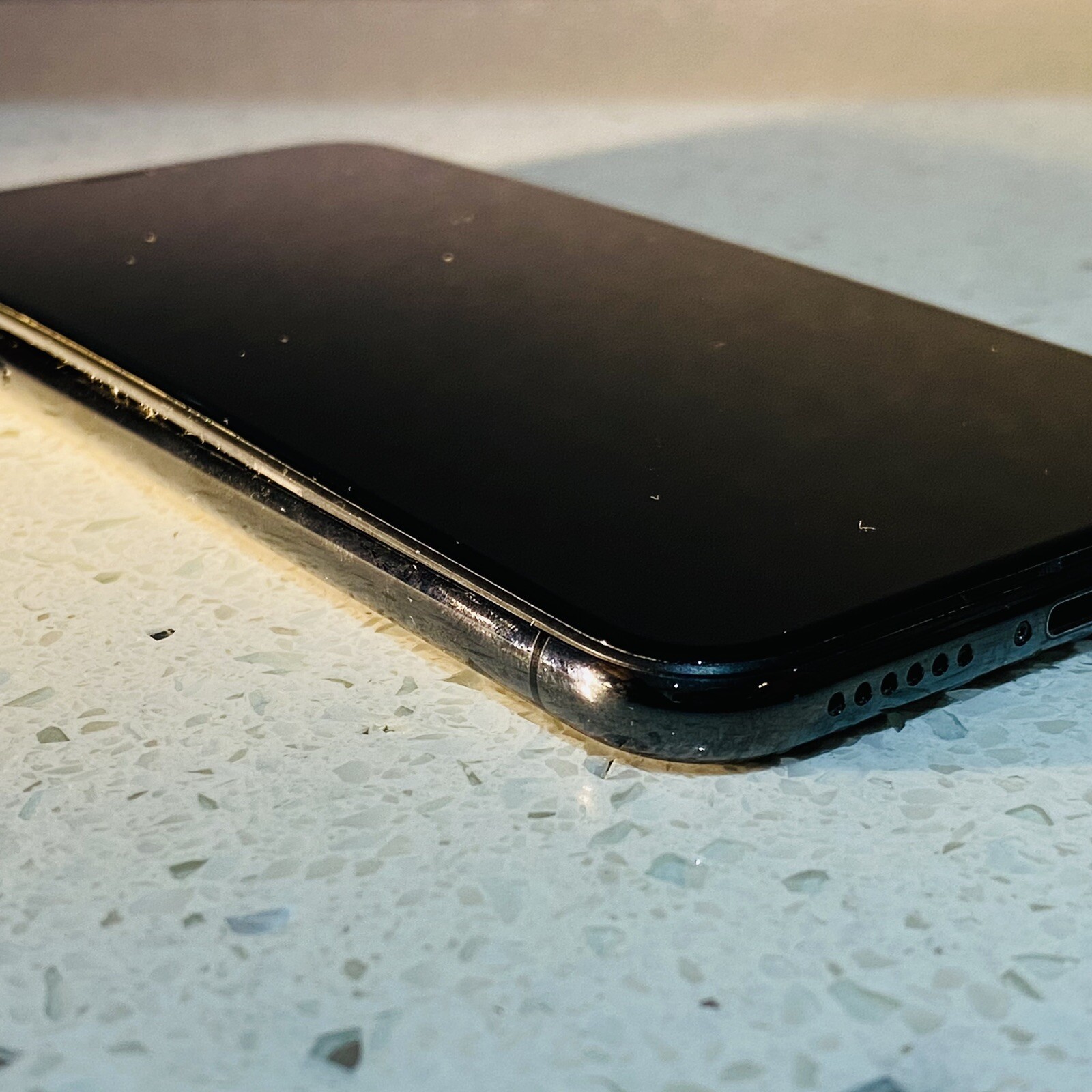 Apple iPhone X – 256GB – Space Grey (Unlocked) A1865 (CDMA + GSM) #227 /DO