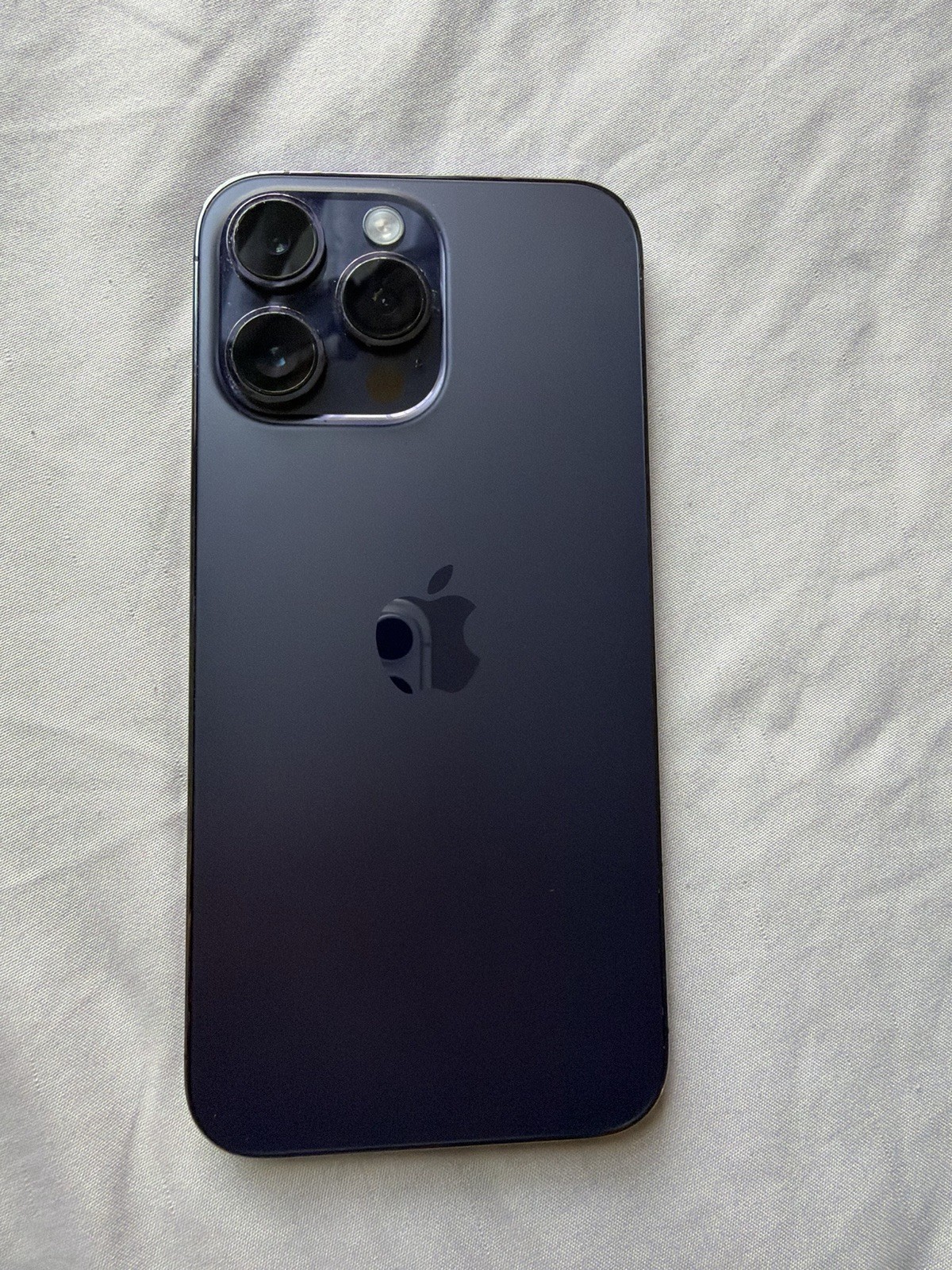 Apple iPhone Smartphone Purple Color, iOS Operating System, Slate Style