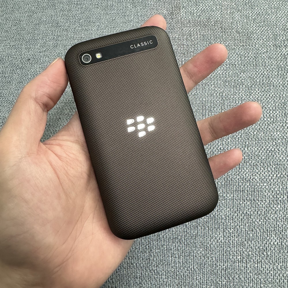 BlackBerry Classic Q20 16GB+2GB RAM Unlocked 4G LTE Qwerty Keyboard Mobile Phone