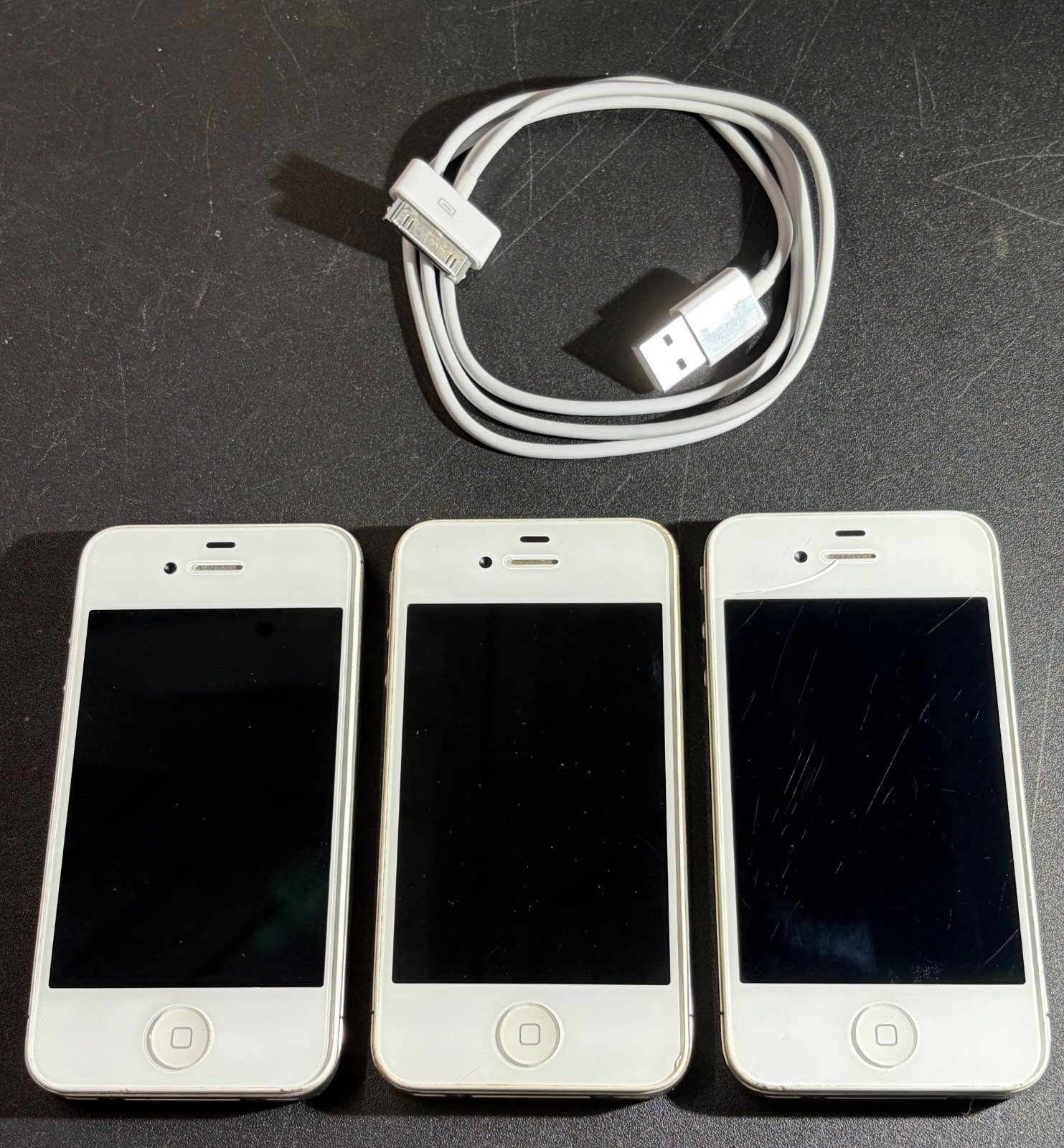 For Parts Three Apple iPhone 4, 1 CDMA, 2 GSM models, white – Not Working