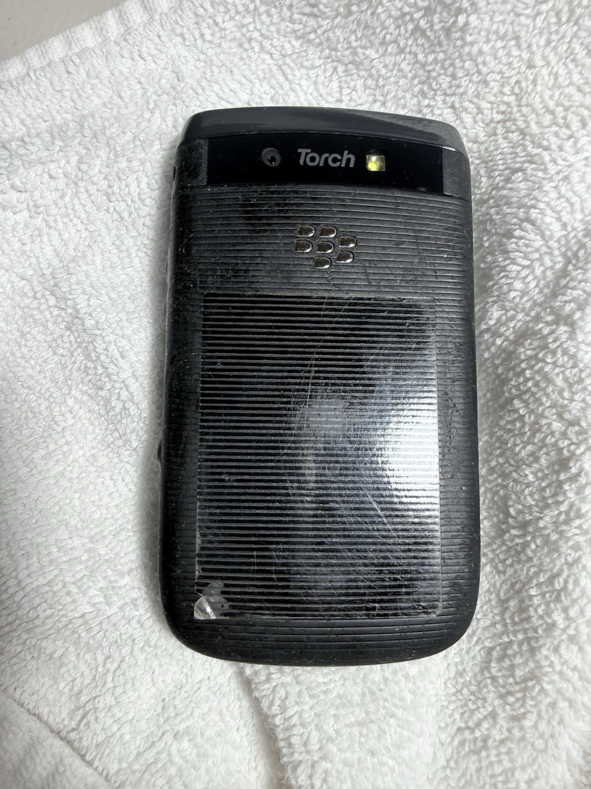 BlackBerry 9800 Torch AT&T Slider Smartphone 3G – Powers On SIM Card No SD Card
