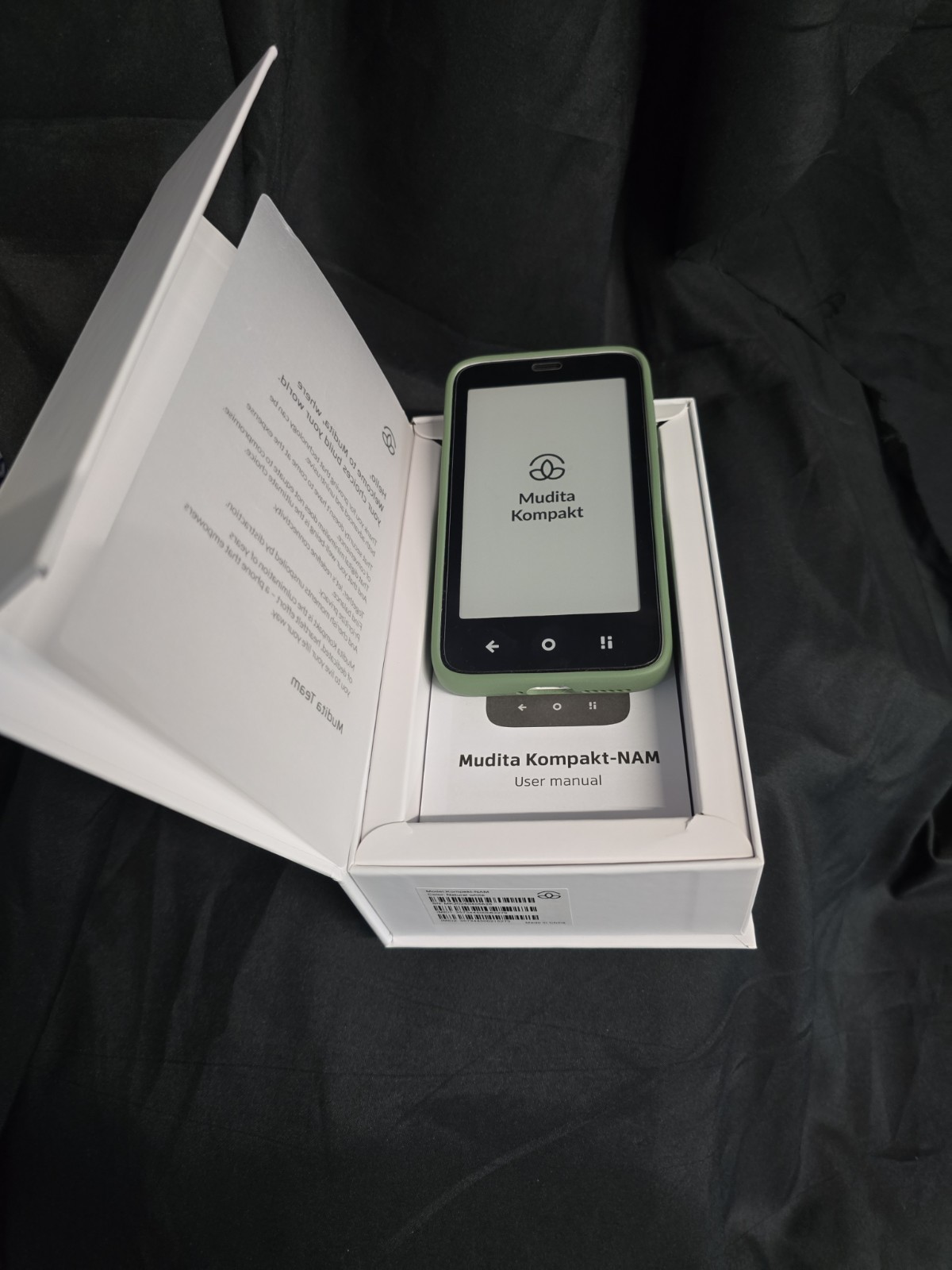 mudita Kompakt Minimalist Dumb Phone with E Ink Display Unlocked Cell Phone NEW