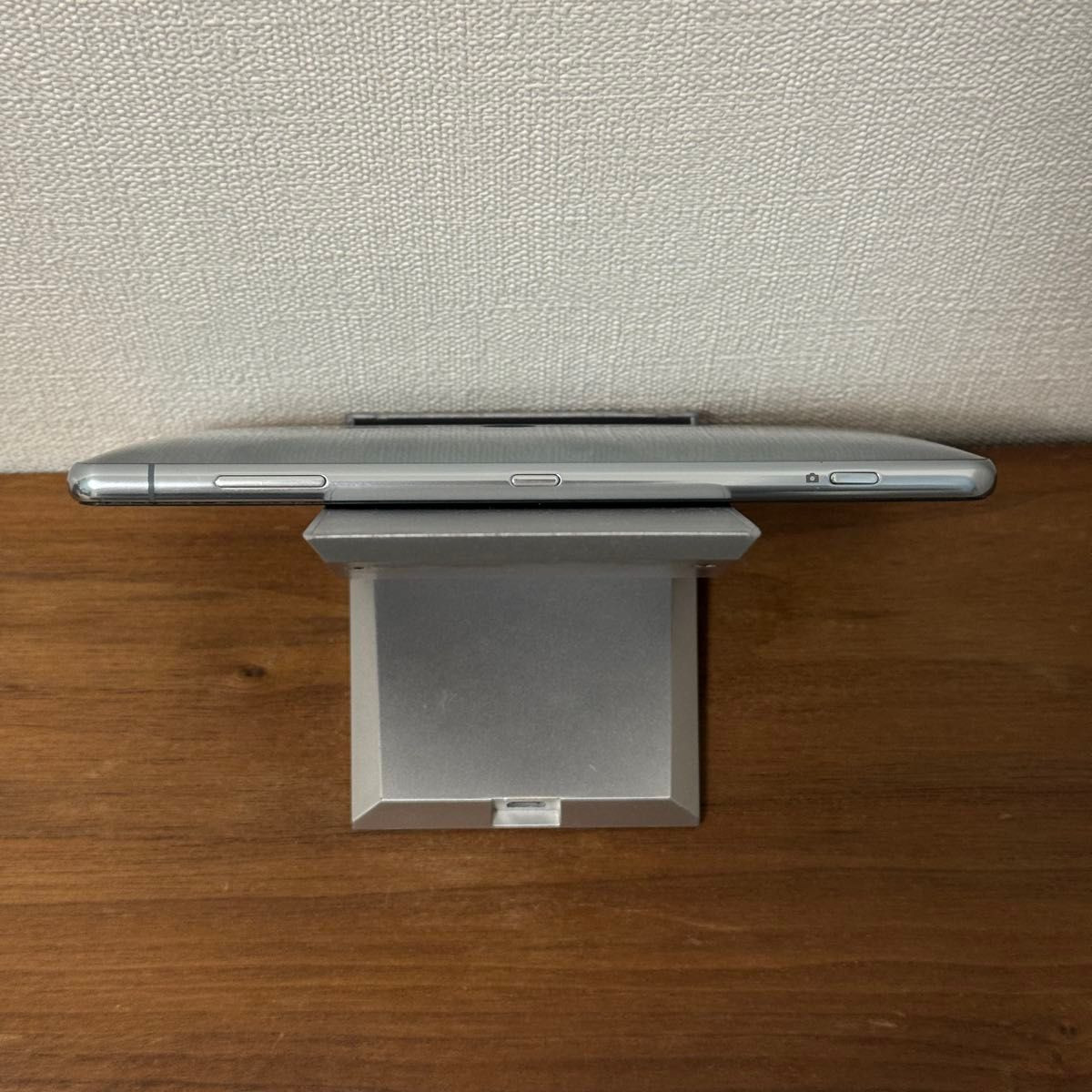 Sony Xperia XZ2 Premium 64GB Chrome Silver (Unlocked) (single SIM) USED Japan
