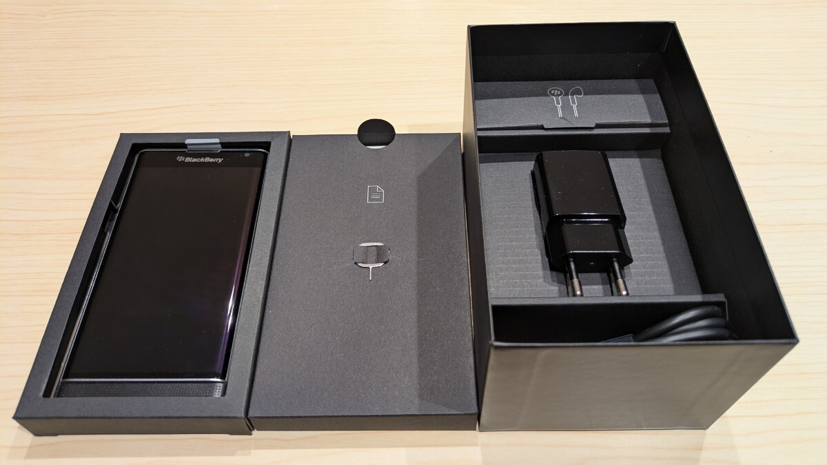 BlackBerry PRIV STV100-3 Global Version Android Smartphone Unlocked Tested