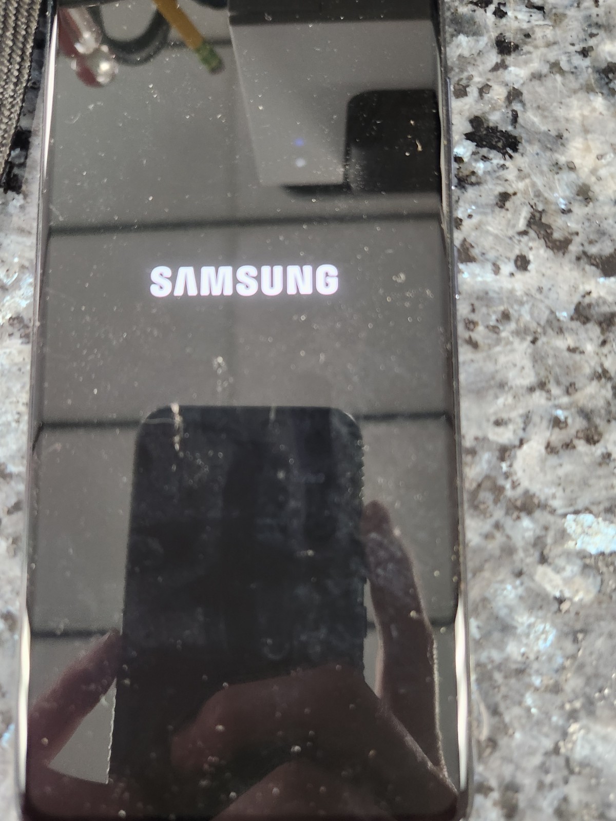Samsung Galaxy A51 – 128 GB – Prism Crush Black Carrier Unknown