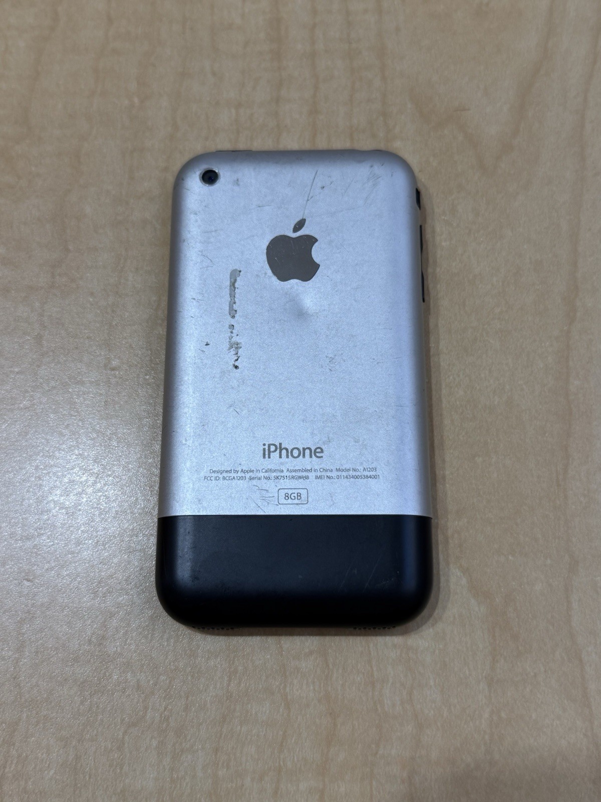Apple iPhone 1st Generation – 8GB – Black – A1203 (GSM) – No Power (005)