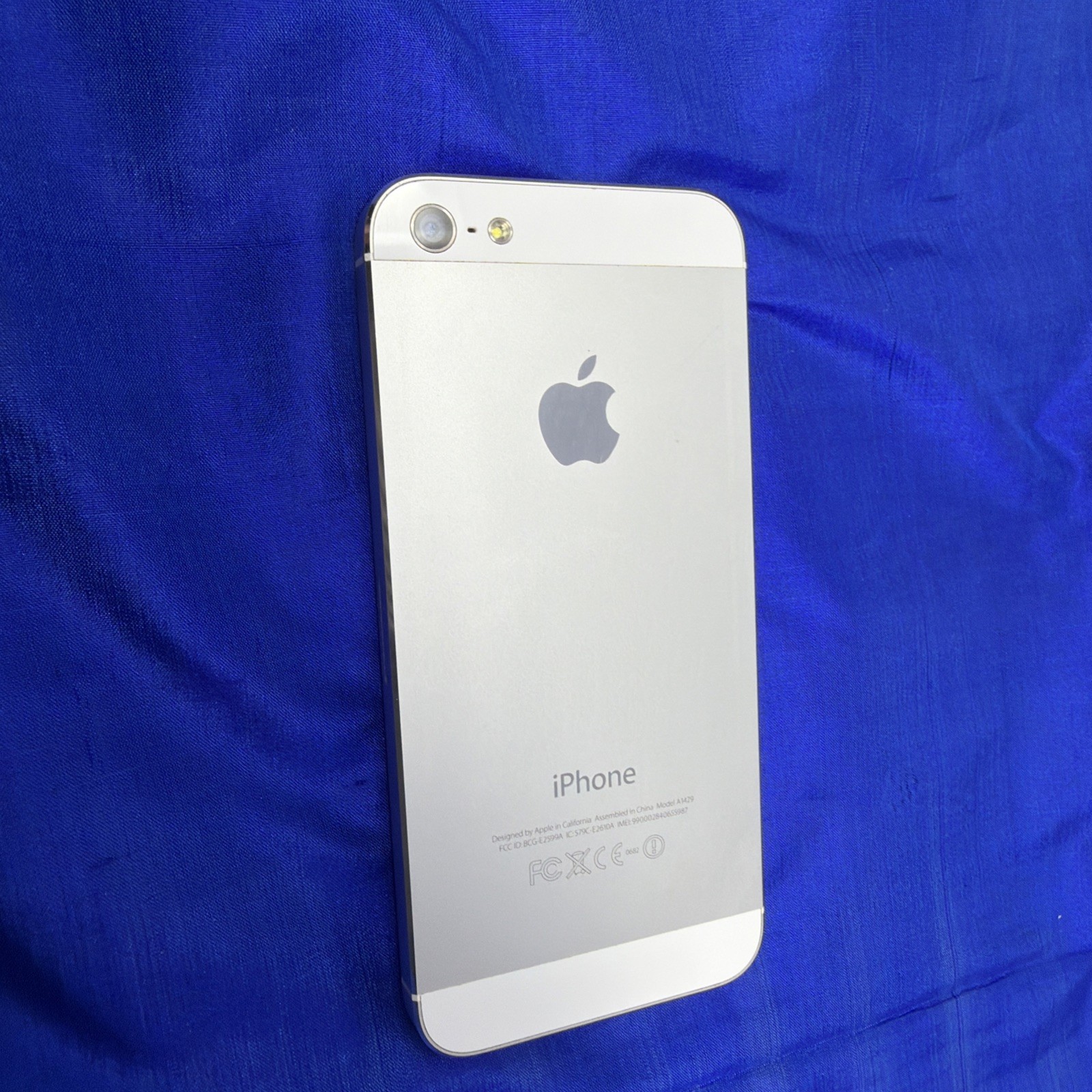 Apple iPhone 5 Model A1429 Silver – For Parts Or Repair Only