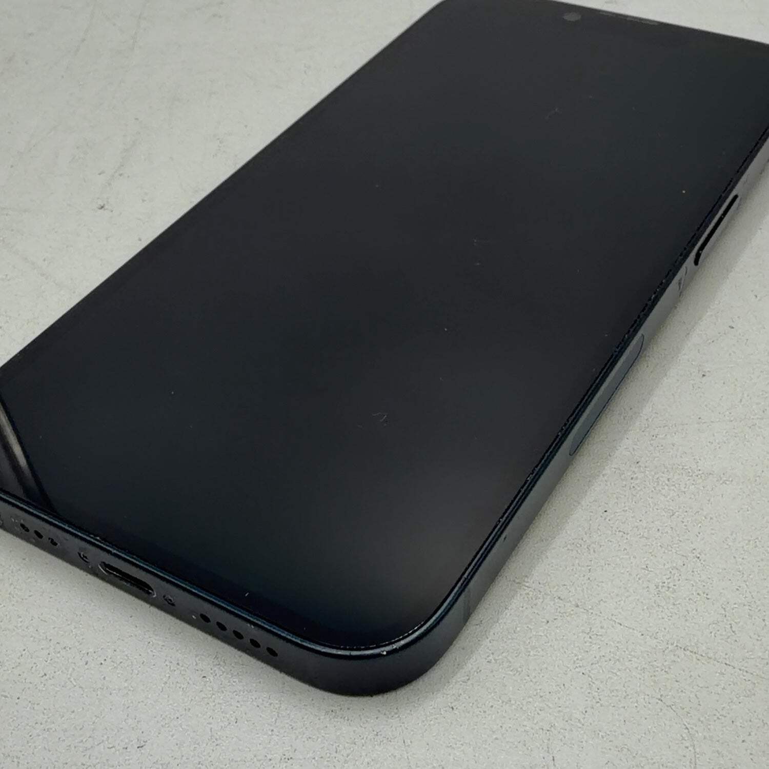 Unlocked Apple iPhone 14 128GB 26.5 Midnight MPUA3LL/A