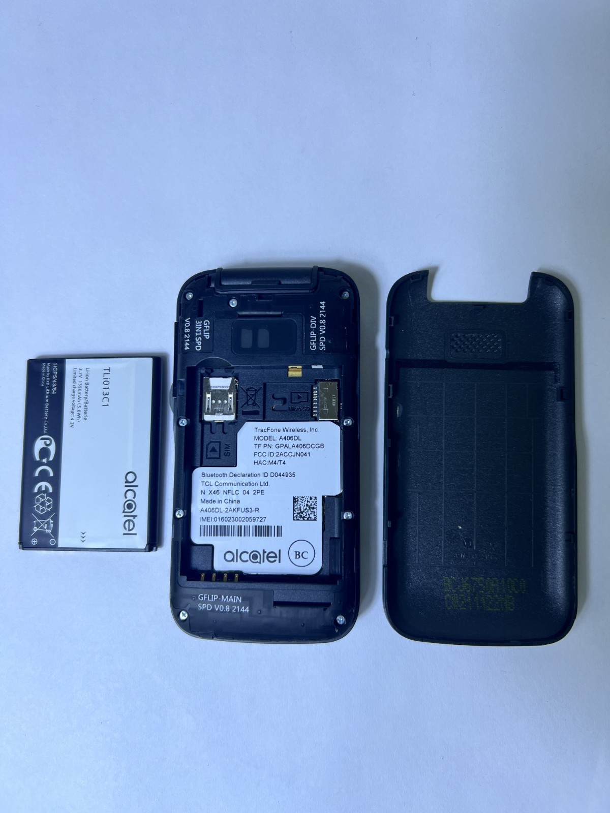 NEW Alcatel MY FLIP 2 A406DL Tracfone Prepaid Flip Phone 4GB PHONE ONLY Open Box