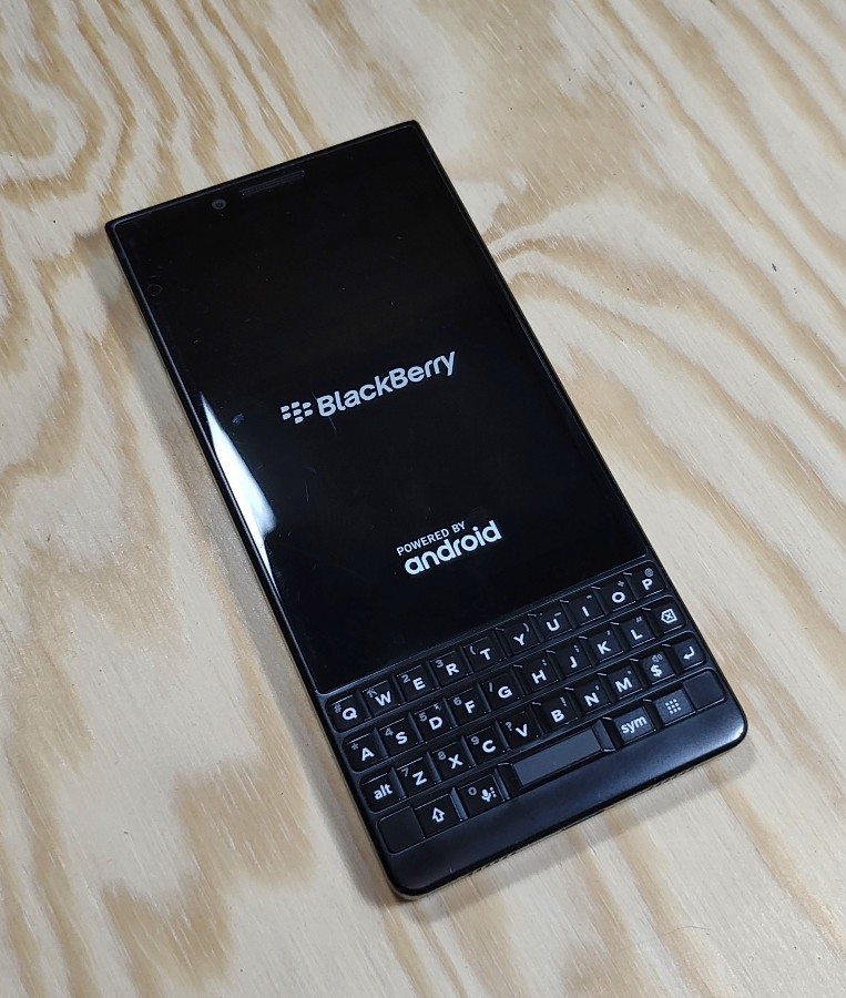 BlackBerry KEY2 – 64 GB – Black (Unlocked) – Lineage OS