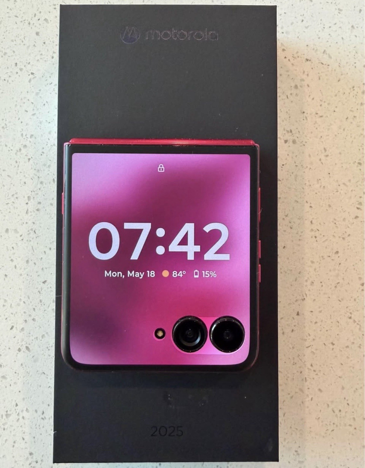 Motorola Razr Ultra 2025 16GB RAM 1TB 5G