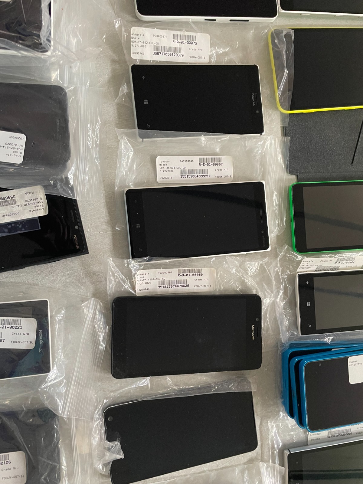 Lot of 37 : Unknown Carrier Nokia /Microsoft More Read description & View pics#