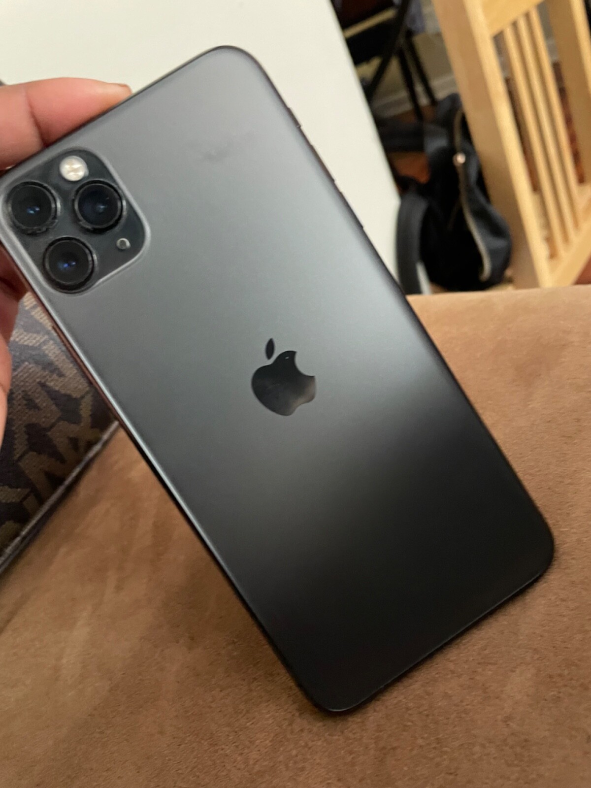 Apple iPhone 11 Pro Max – 64GB – Space Gray (Boost Mobile) A2161 (CDMA + GSM)