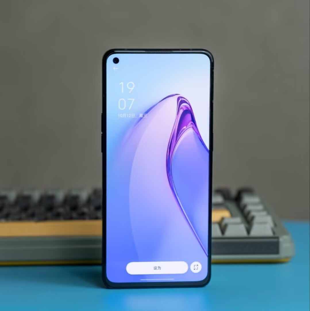 Oppo Reno8 Pro 5G 6.7″ 50MP Mediatek Dimensity 8100 Max Android 12 4500mAh