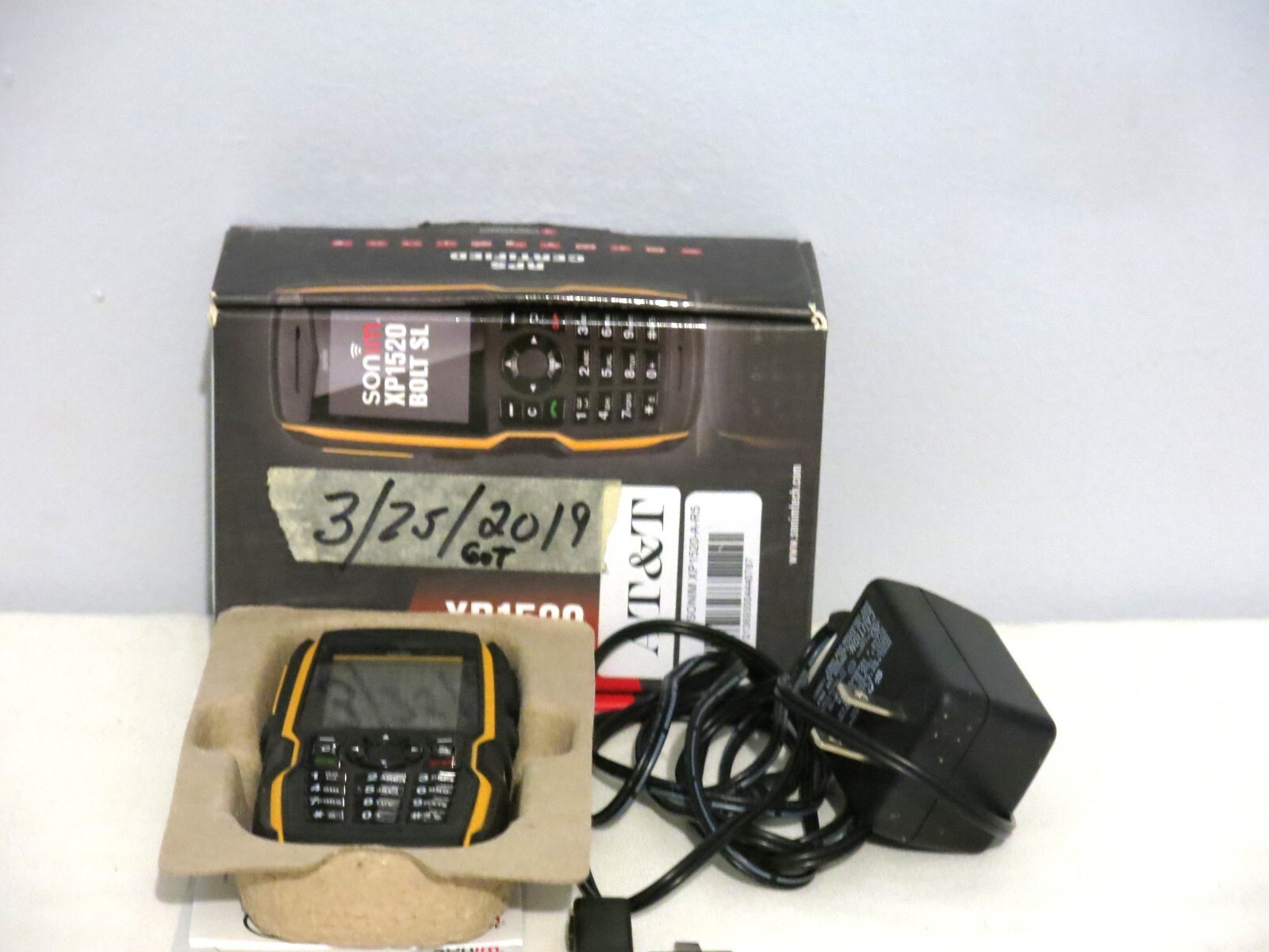 SONIM XP1520 BOLT SL MILITARY RUGGED UNLOCKED CELL PHONE