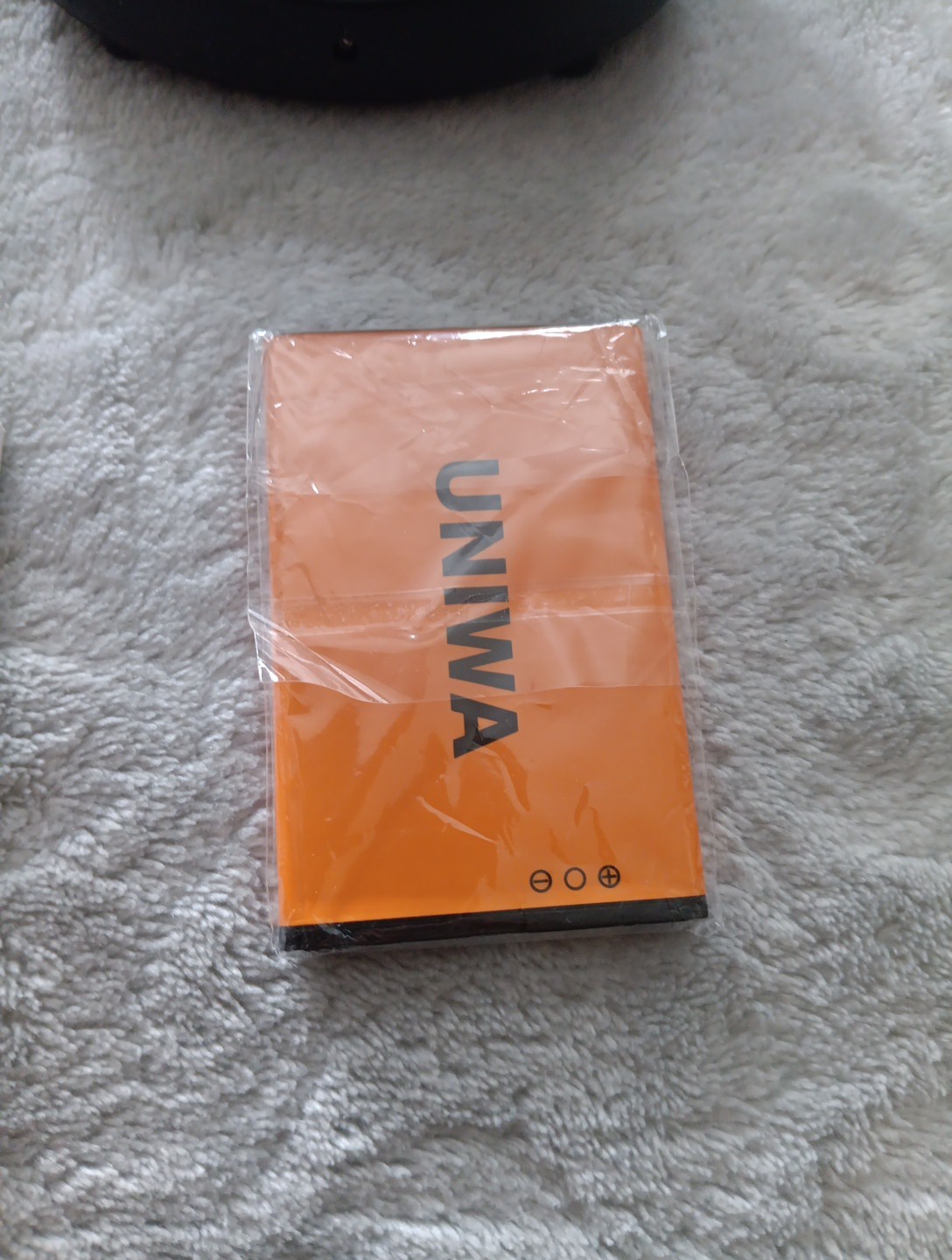 Uniwa 3gPhone for Senior Elder BIG KEY FONT LOUD RING. V808g