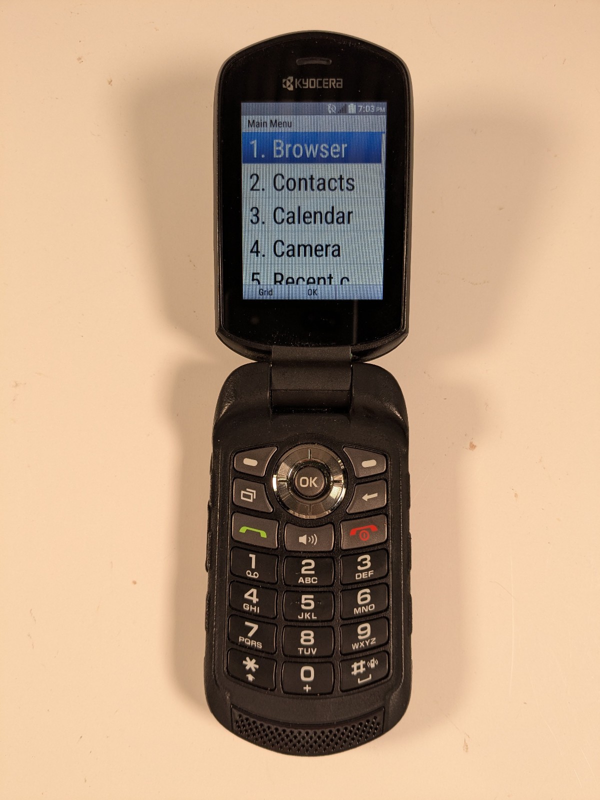 Kyocera DuraXE E4710 Rugged Flip Cell Phone Powers On