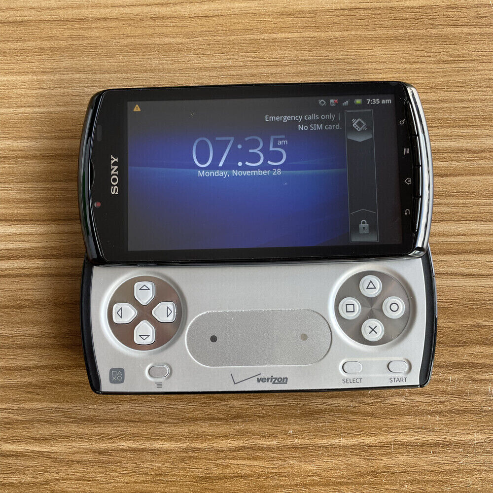 Sony Ericsson XPERIA PLAY R800i Black White Android Game GSM Unlocked Smartphone