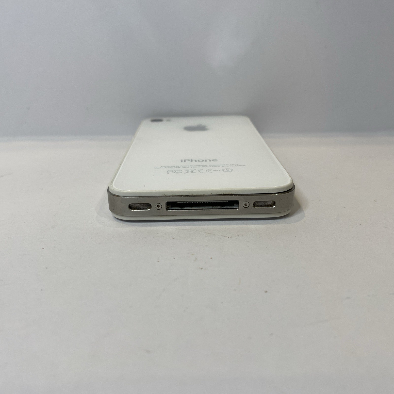 Apple iPhone 4 White A1349 For Parts