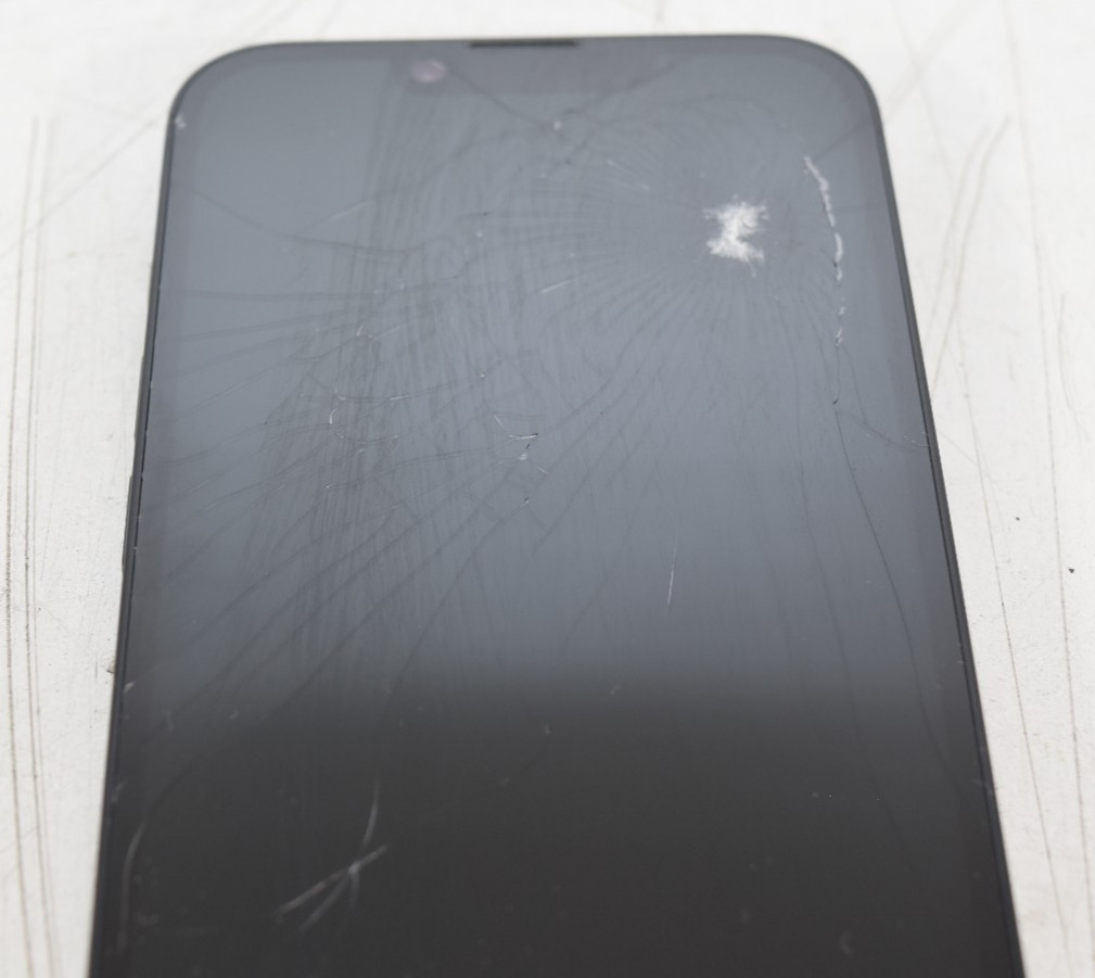 Apple iPhone 16e A3212 128GB Black Network Unlocked MD04LL/A Read Description