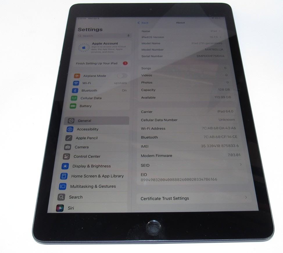 Apple iPad 7th Gen 128GB, ( Wi-Fi + Cellular ), A2200 Space Gray MW702LL/A