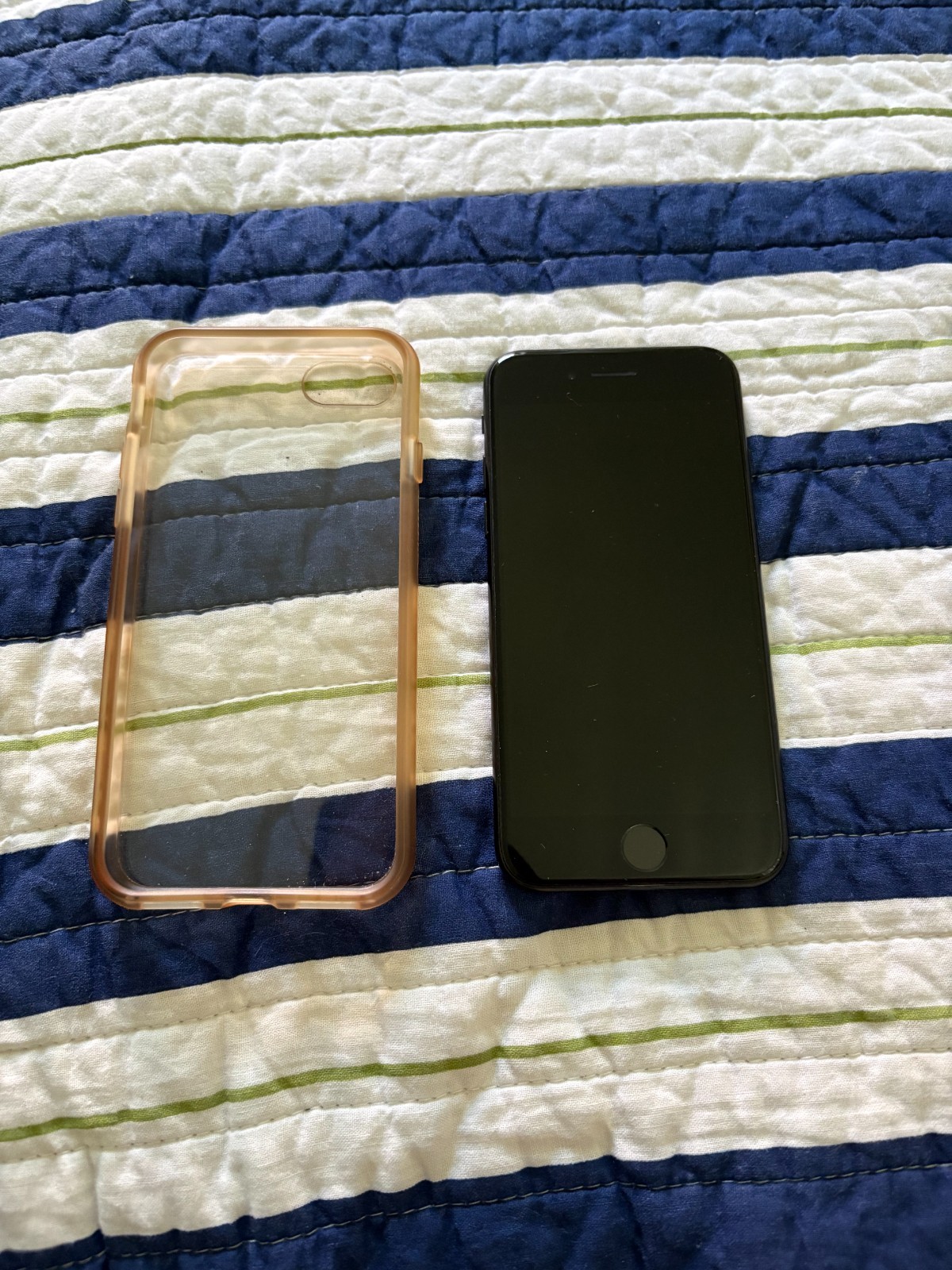 Iphone SE 2nd generation Black (Unlocked) 64gb 78% Battery