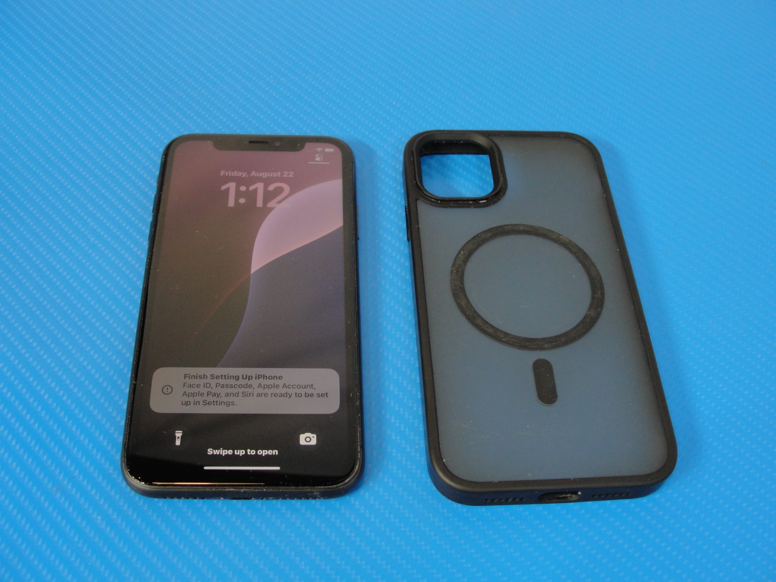 Apple iPhone 11 A2111 Spectrum 64GB Black /Dual SIM -eSIM /Good/Good Battery