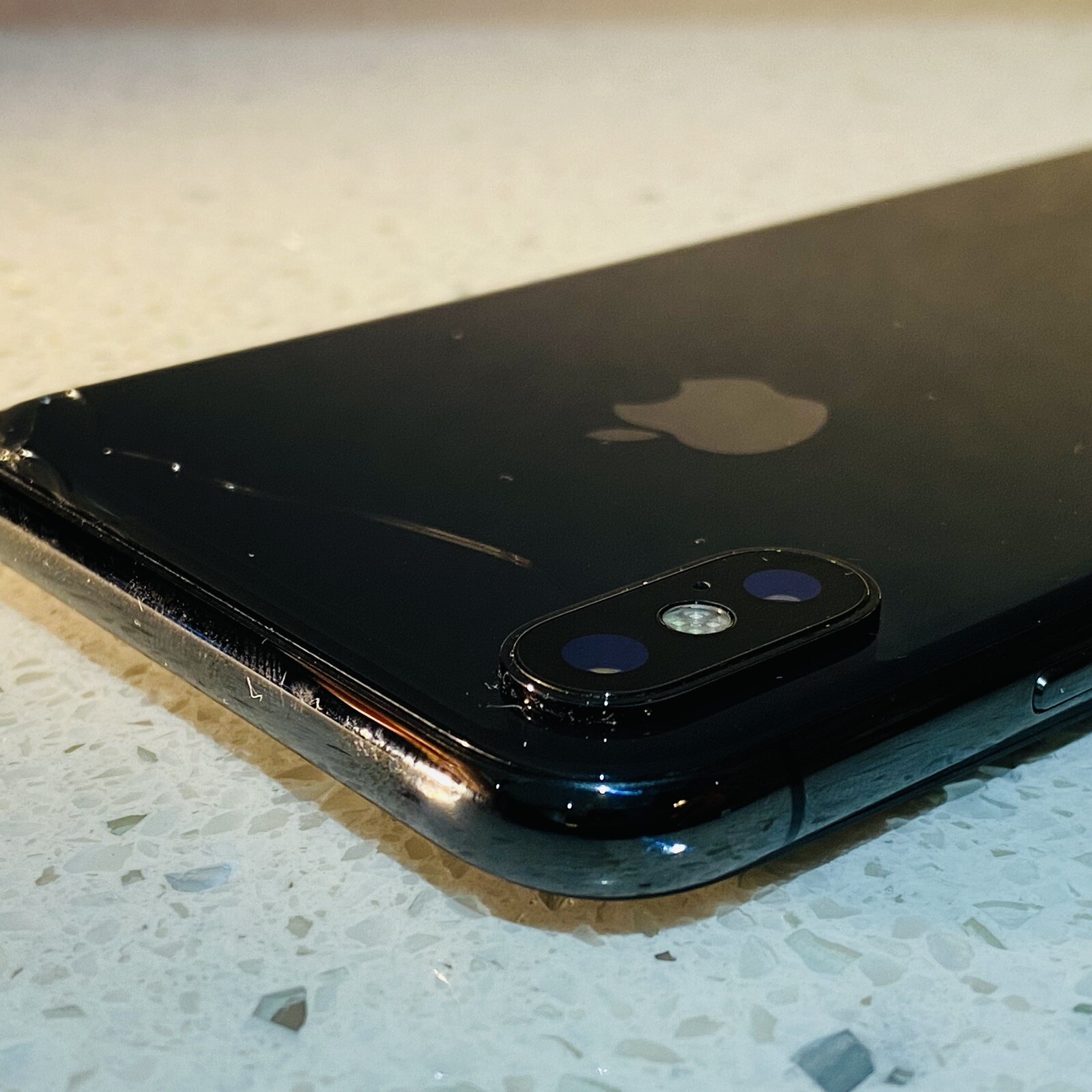Apple iPhone X – 256GB – Space Grey (Unlocked) A1865 (CDMA + GSM) #227 /DO