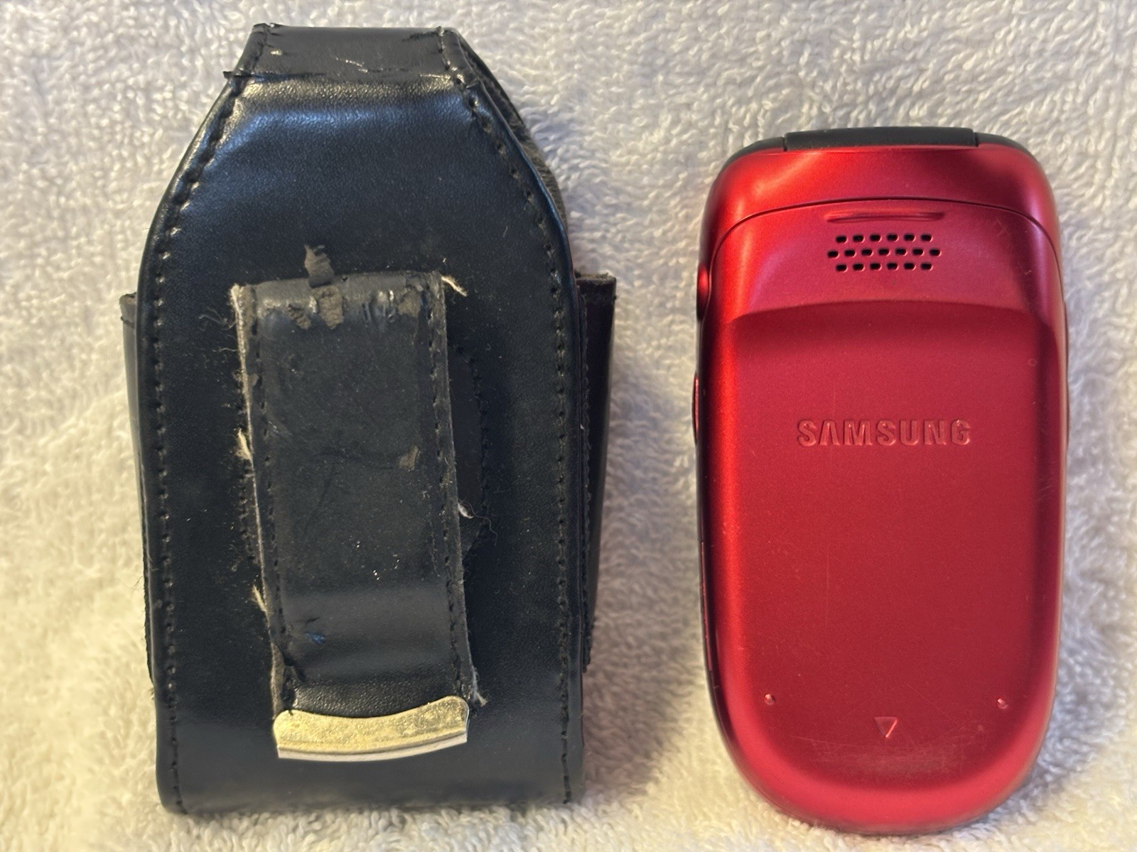 Samsung Stride SCH-R330- Red & Black (U.S. Cellular) Rare Flip Phone-untested