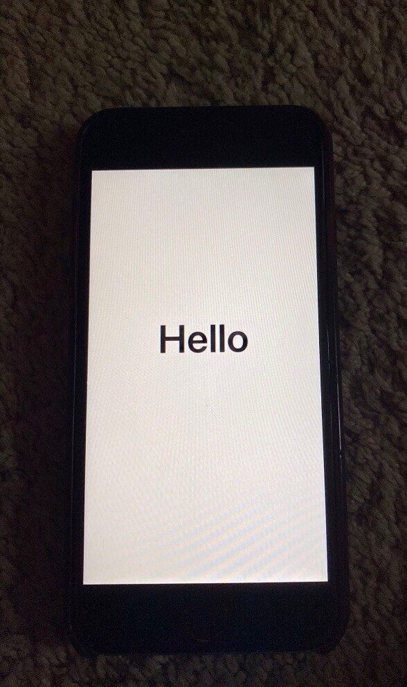 Apple iPhone 6s – 32GB – Silver (Unlocked) A1633 (CDMA + GSM)