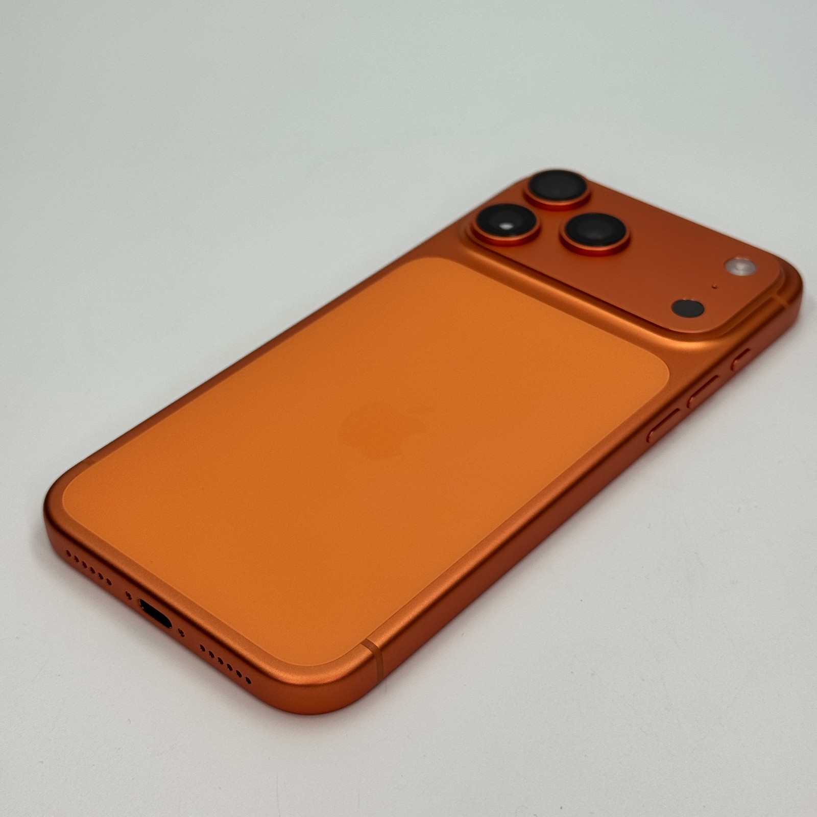 Apple iPhone 17 Pro Max 256GB SIM Unlocked – Cosmic Orange🍊New Open Box!✅