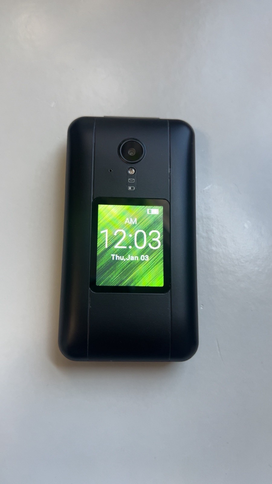 NUU Mobile F4L Unlocked Verizon/At&t/Tmobile Flip Phone. Whatsapp, Facebook