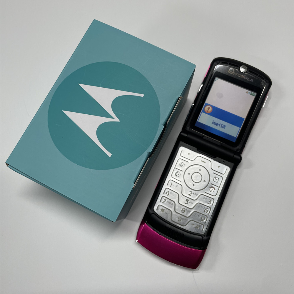 Motorola RAZR V3 Flip Bluetooth MP4 video Unlocked GSM Mobile Phone 8 Colors