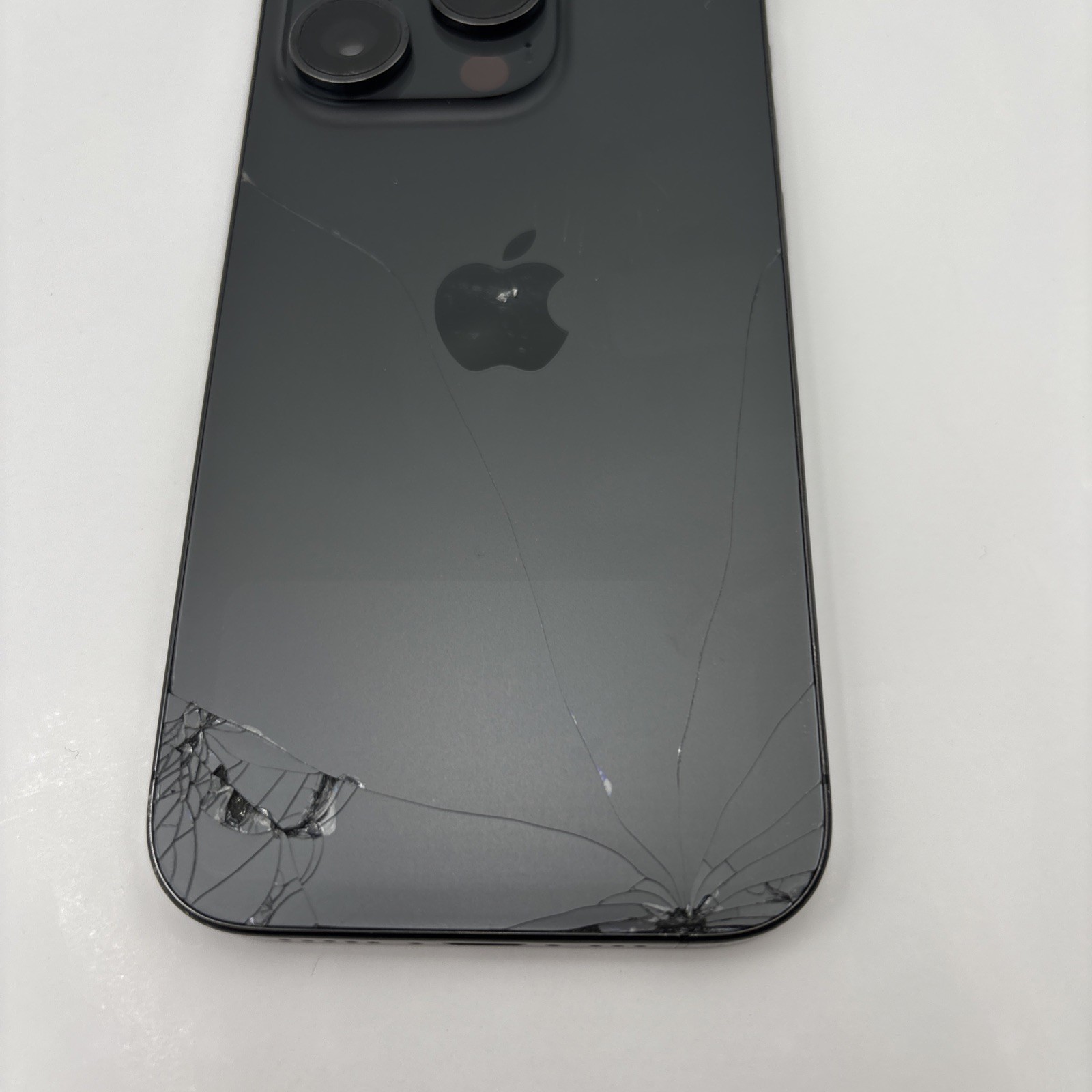 Apple iPhone 15 Pro 128GB Titanium Unlocked Cracked Back Front For Parts READ